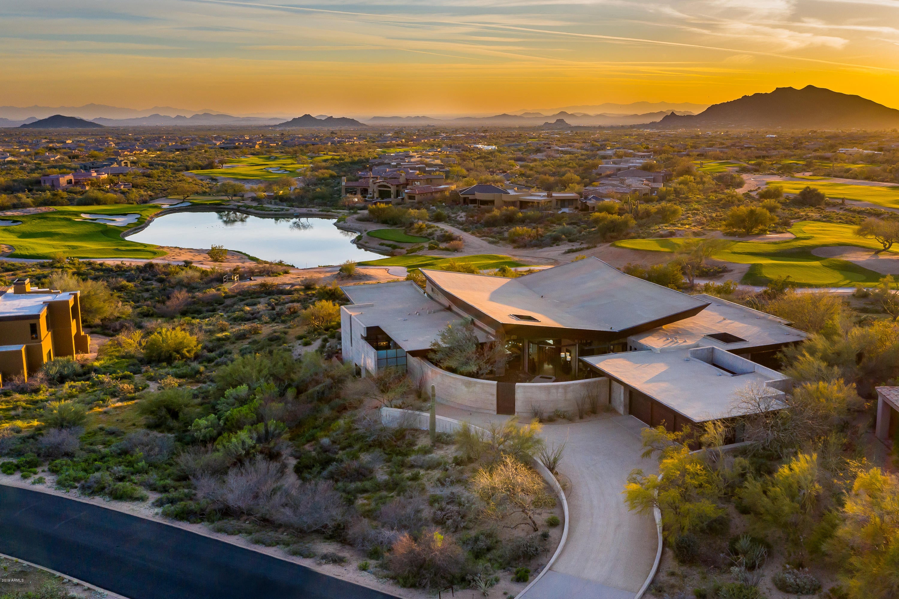DESERT MOUNTAIN PHASE 1 UNIT 3 LOT 336-463 TR A - Residential
