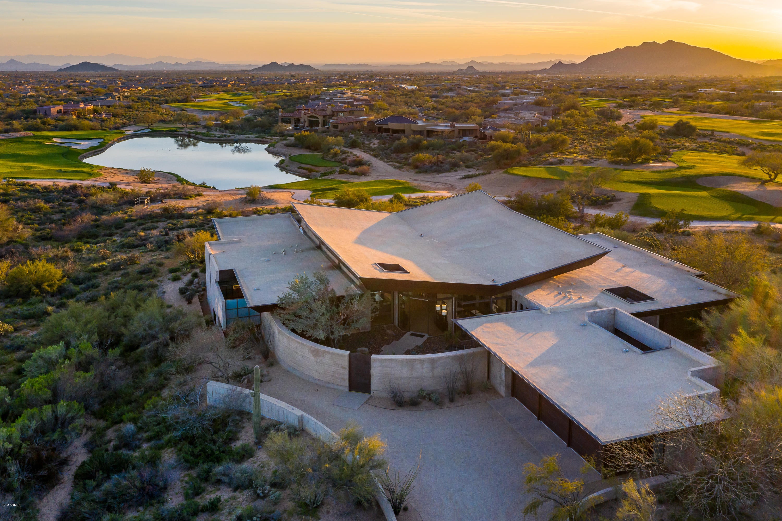 DESERT MOUNTAIN PHASE 1 UNIT 3 LOT 336-463 TR A - Residential