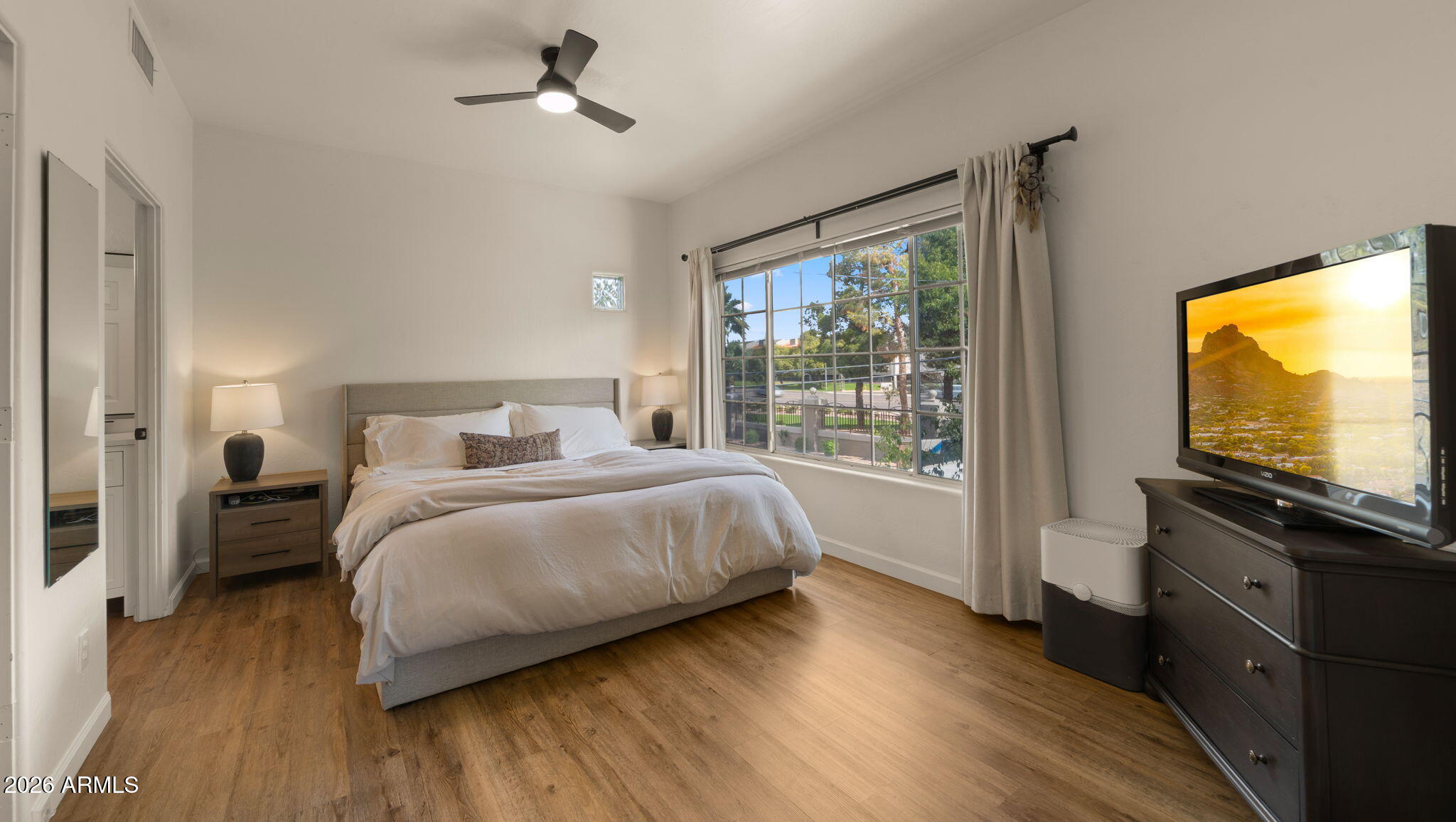 WILSHIRE PLACE CONDOMINIUMS - Residential