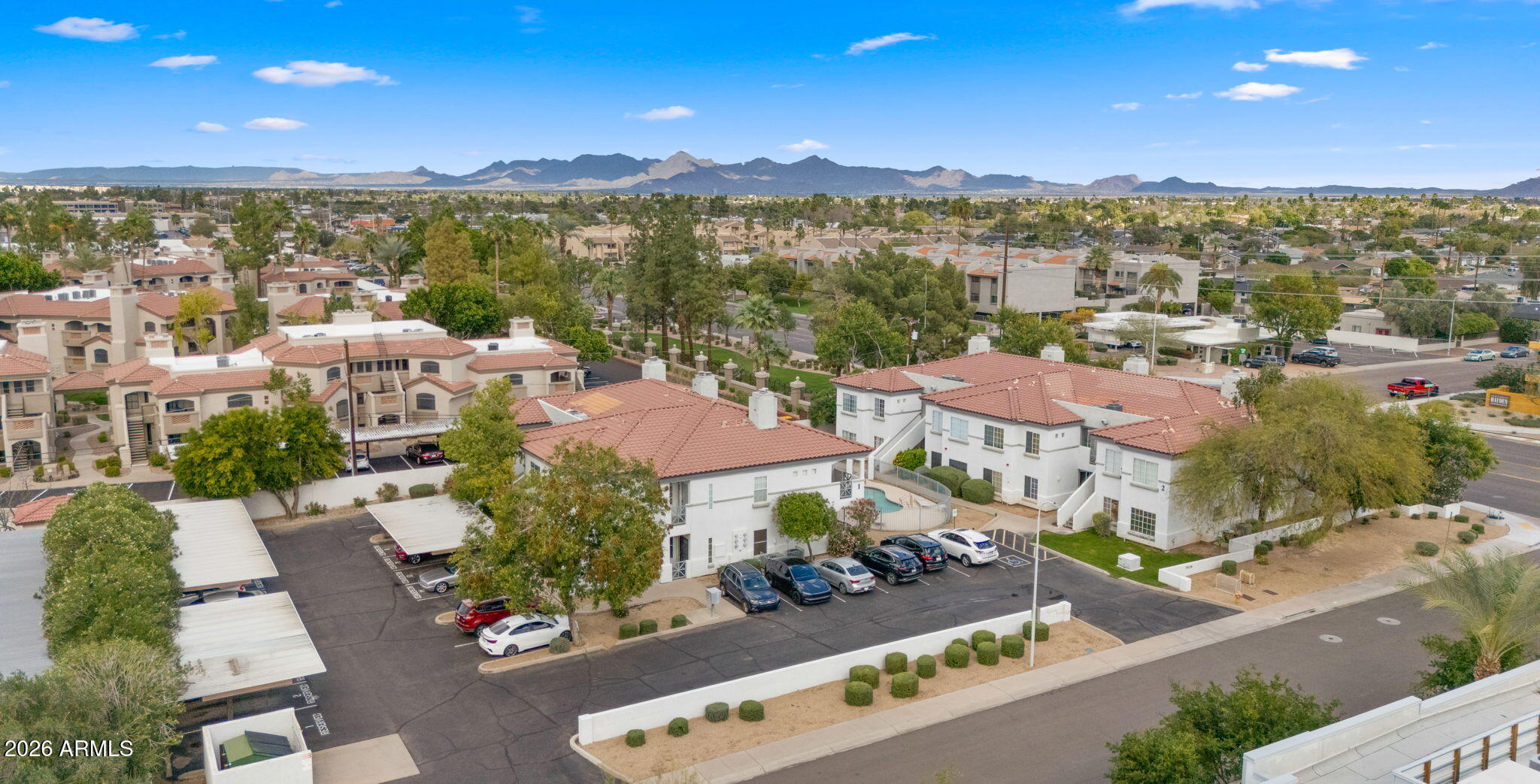 WILSHIRE PLACE CONDOMINIUMS - Residential