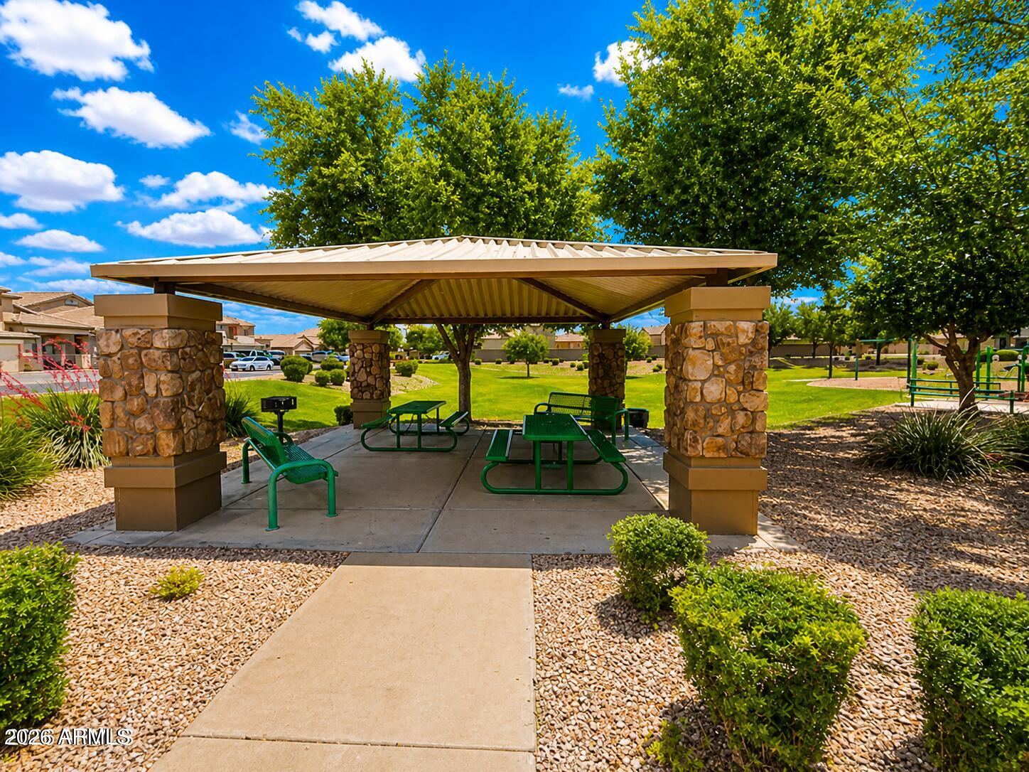 SKYLINE RANCH - Residential