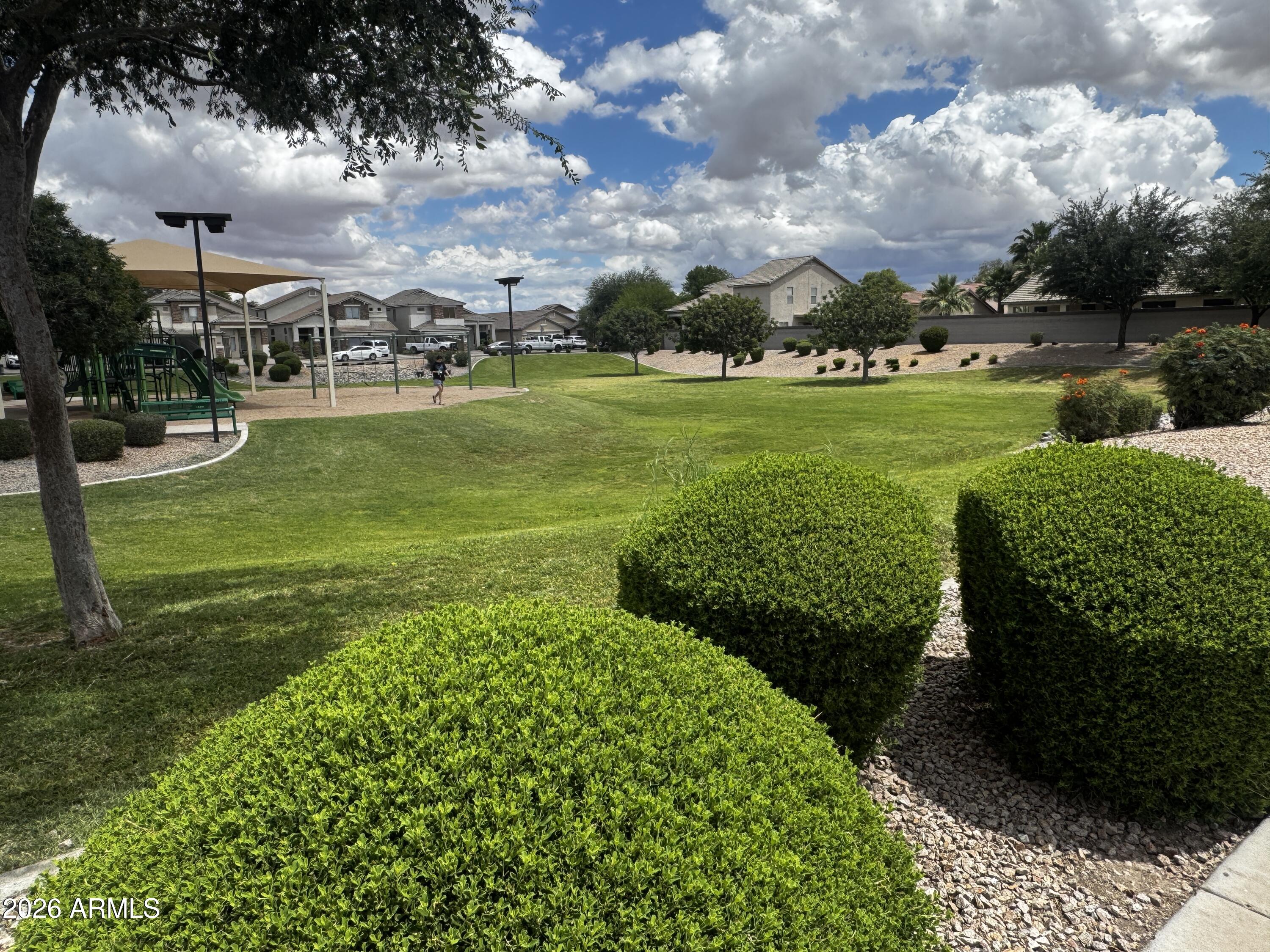 SKYLINE RANCH - Residential