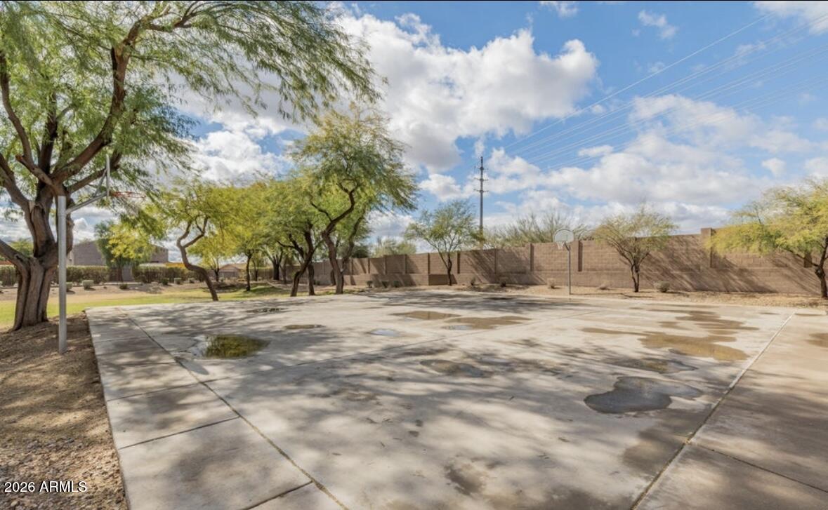 PEORIA ESTATES CONDOMINIUM - Residential