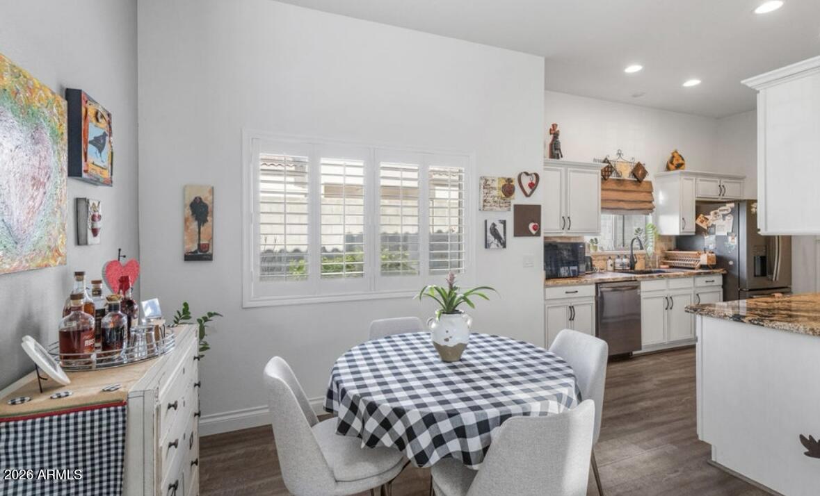 PEORIA ESTATES CONDOMINIUM - Residential