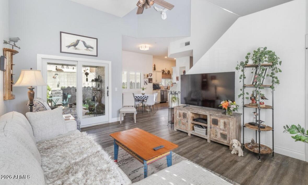 PEORIA ESTATES CONDOMINIUM - Residential
