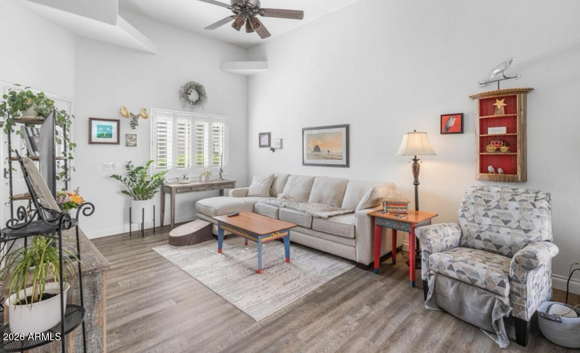PEORIA ESTATES CONDOMINIUM - Residential