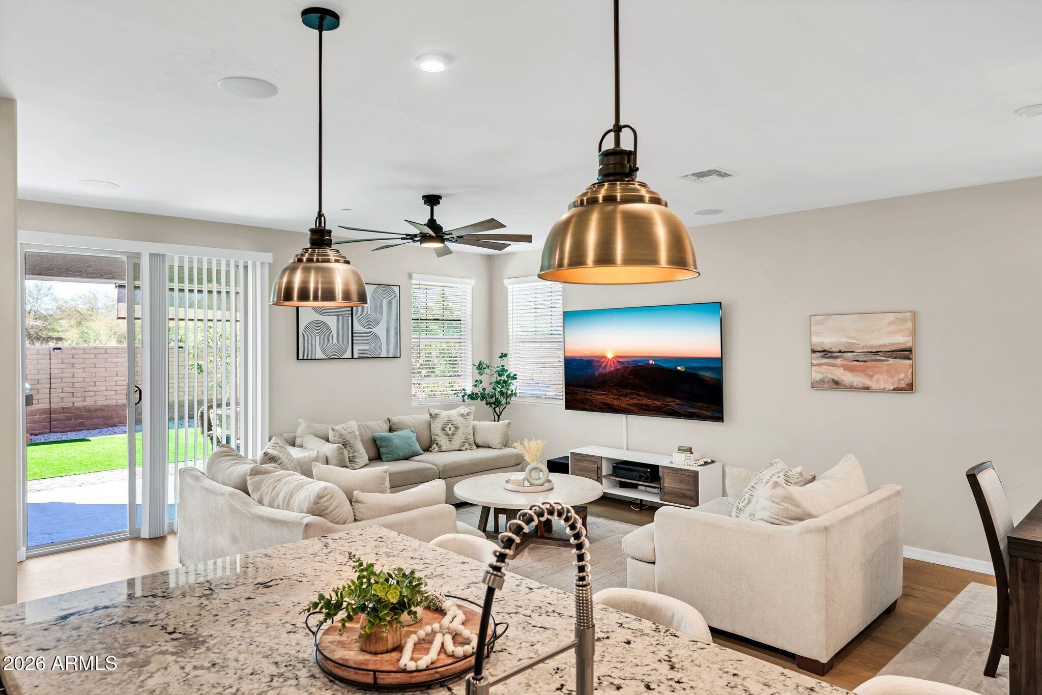 VISTANCIA - Residential