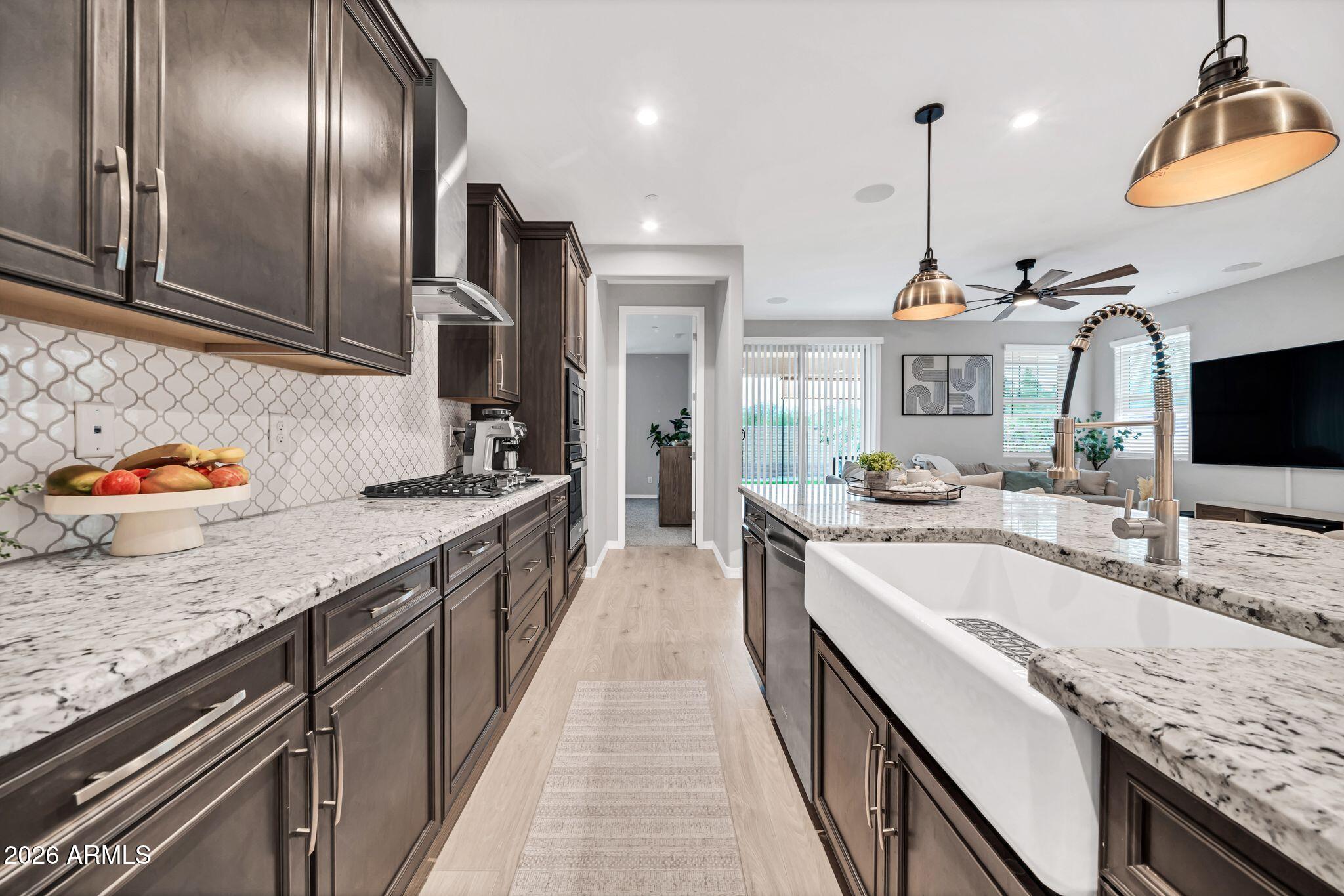 VISTANCIA - Residential