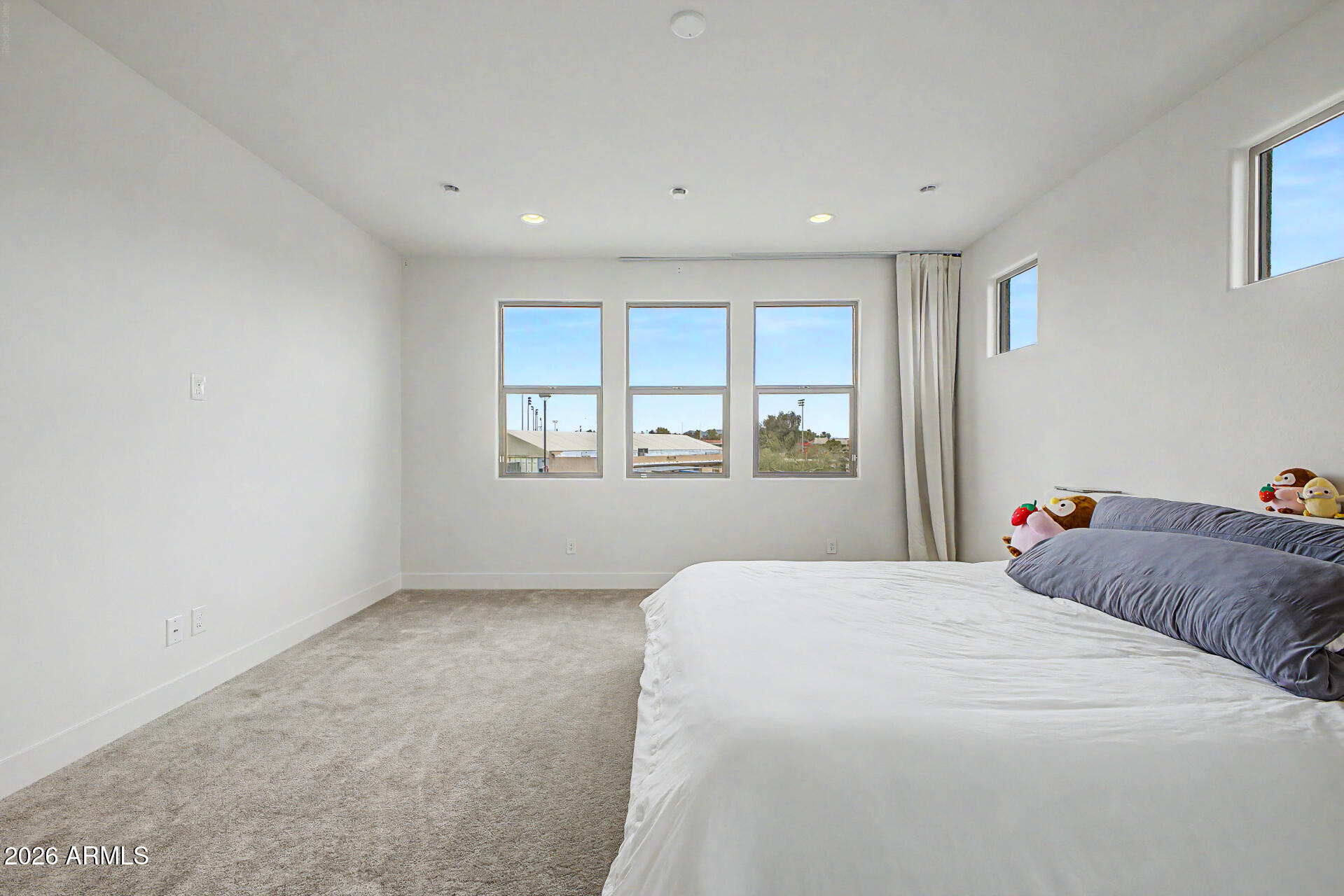 VILLAGES AT THUNDERBIRD - Residential