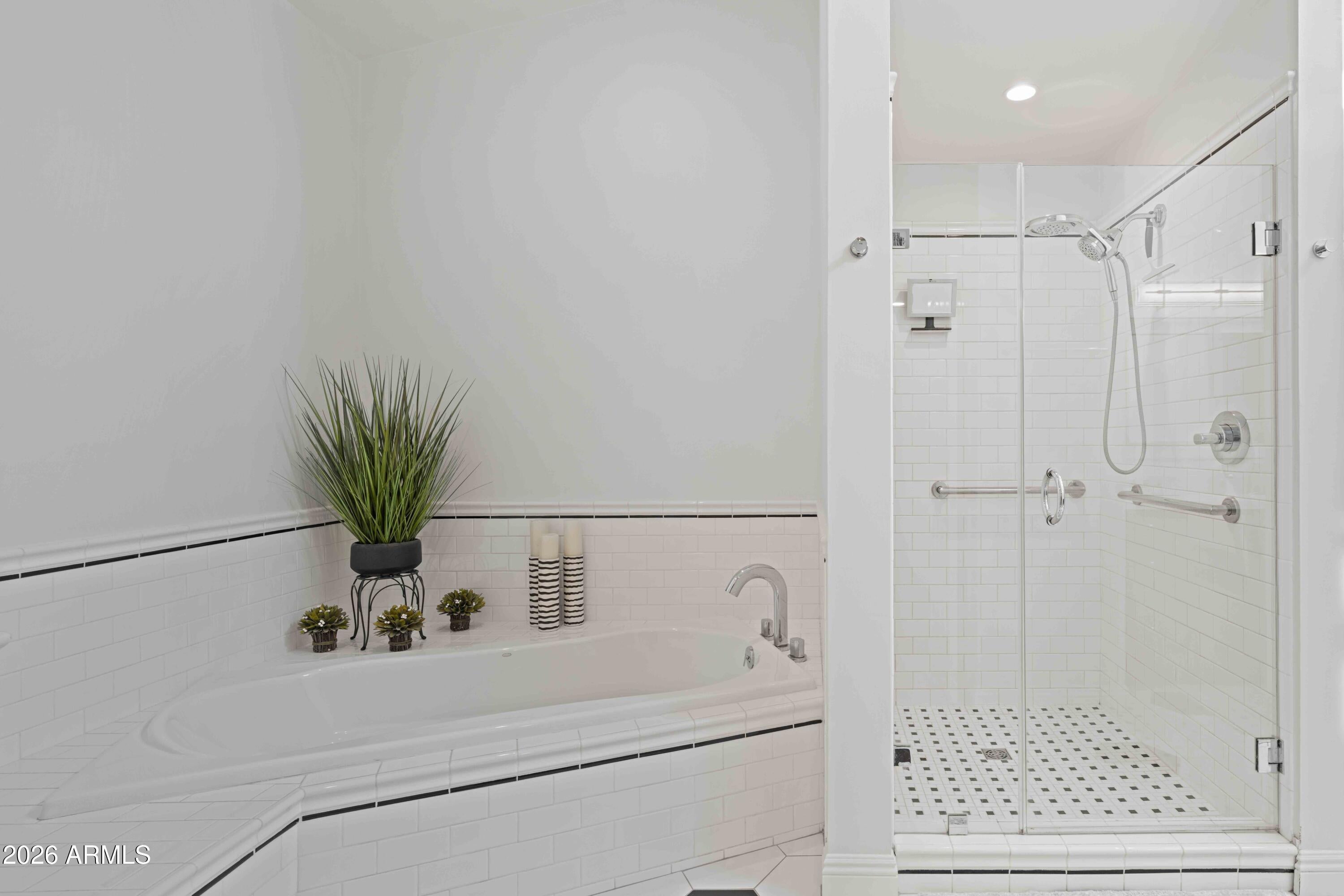 SANDPIPER SCOTTSDALE 4 - Residential