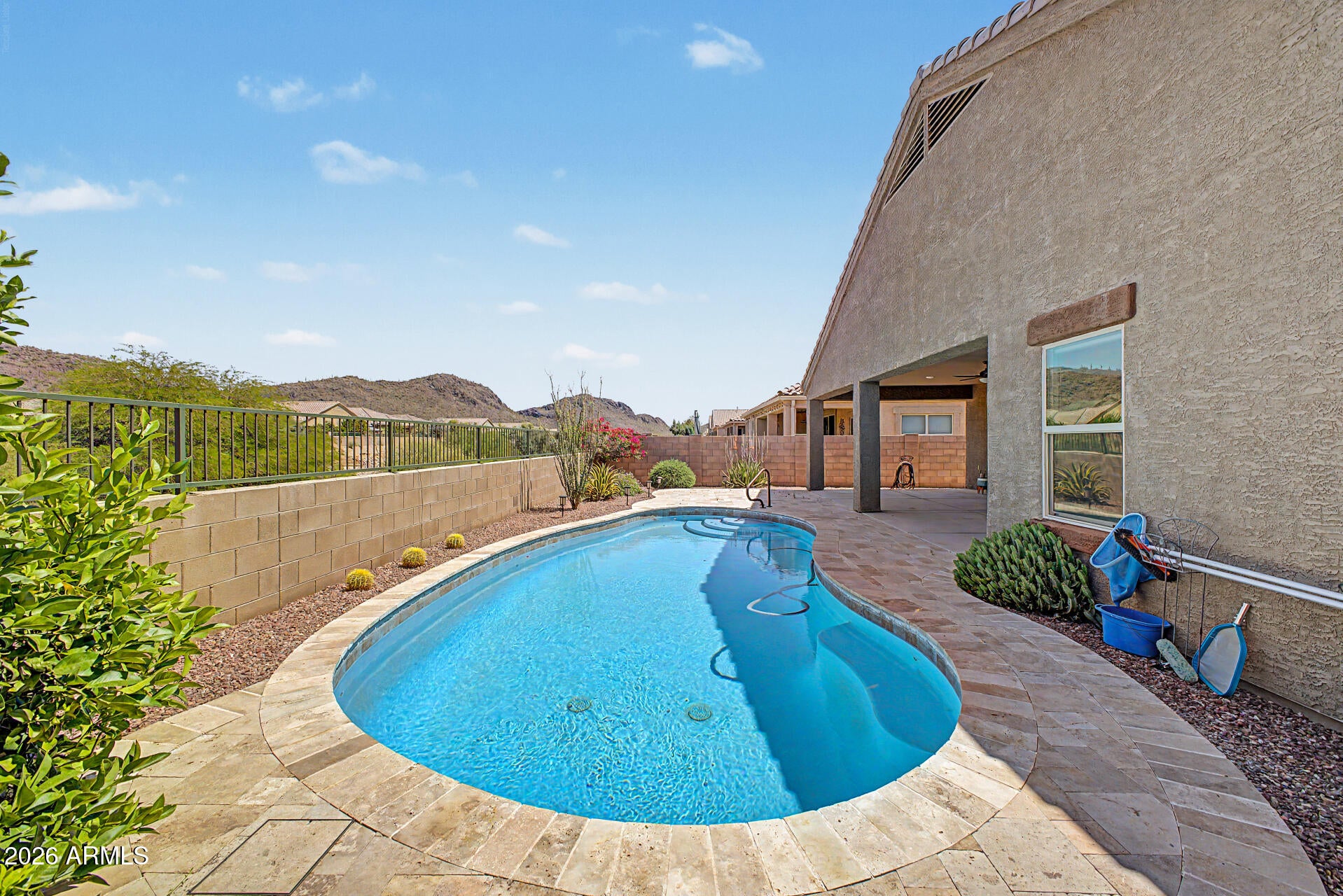 SAGUARO SPRINGS - Residential