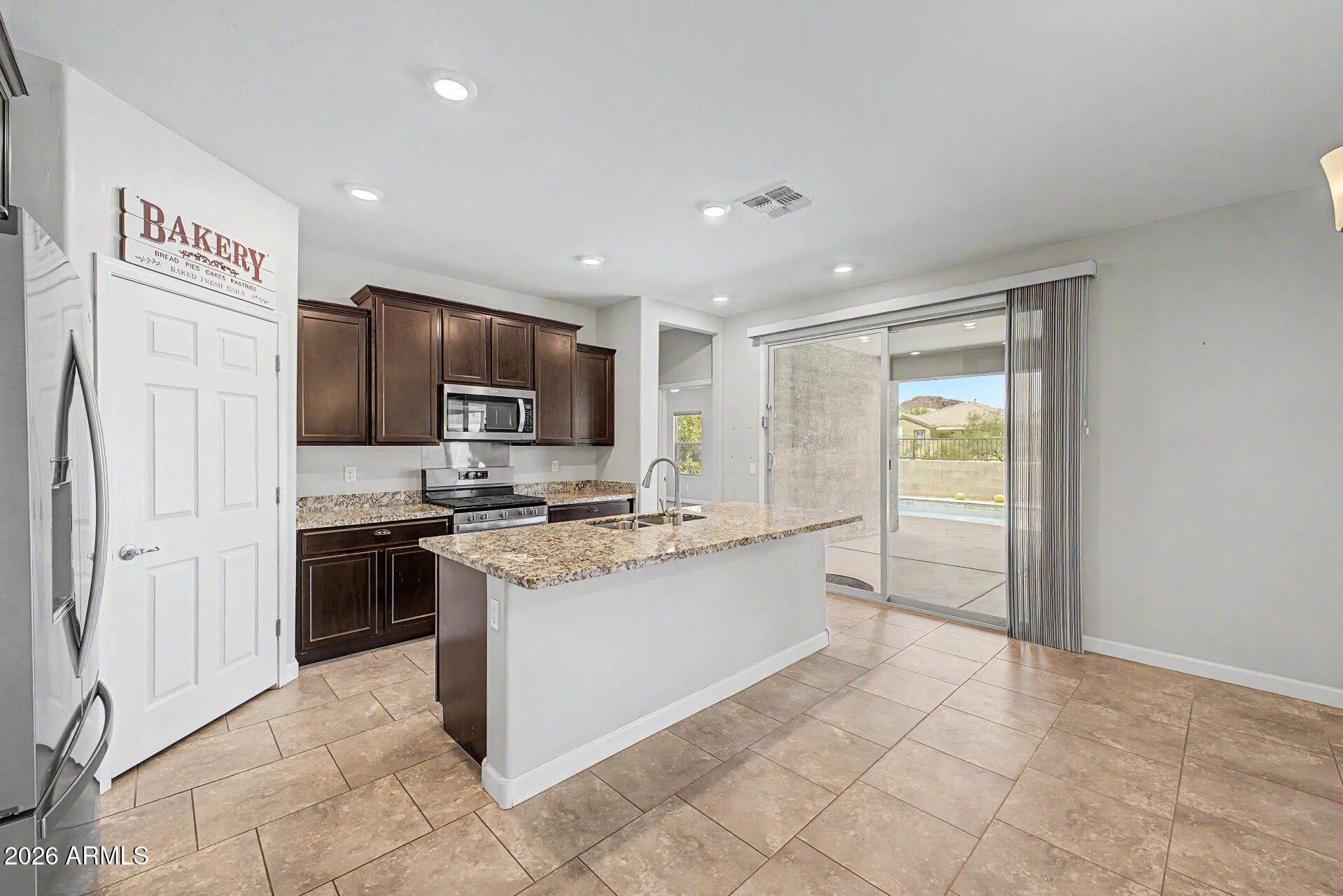 SAGUARO SPRINGS - Residential