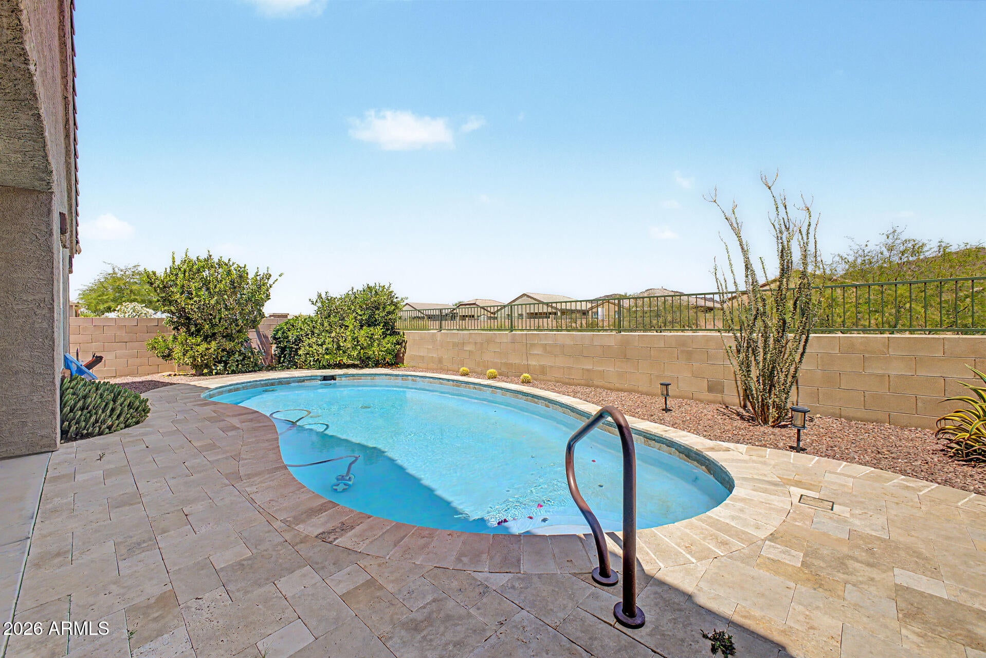SAGUARO SPRINGS - Residential