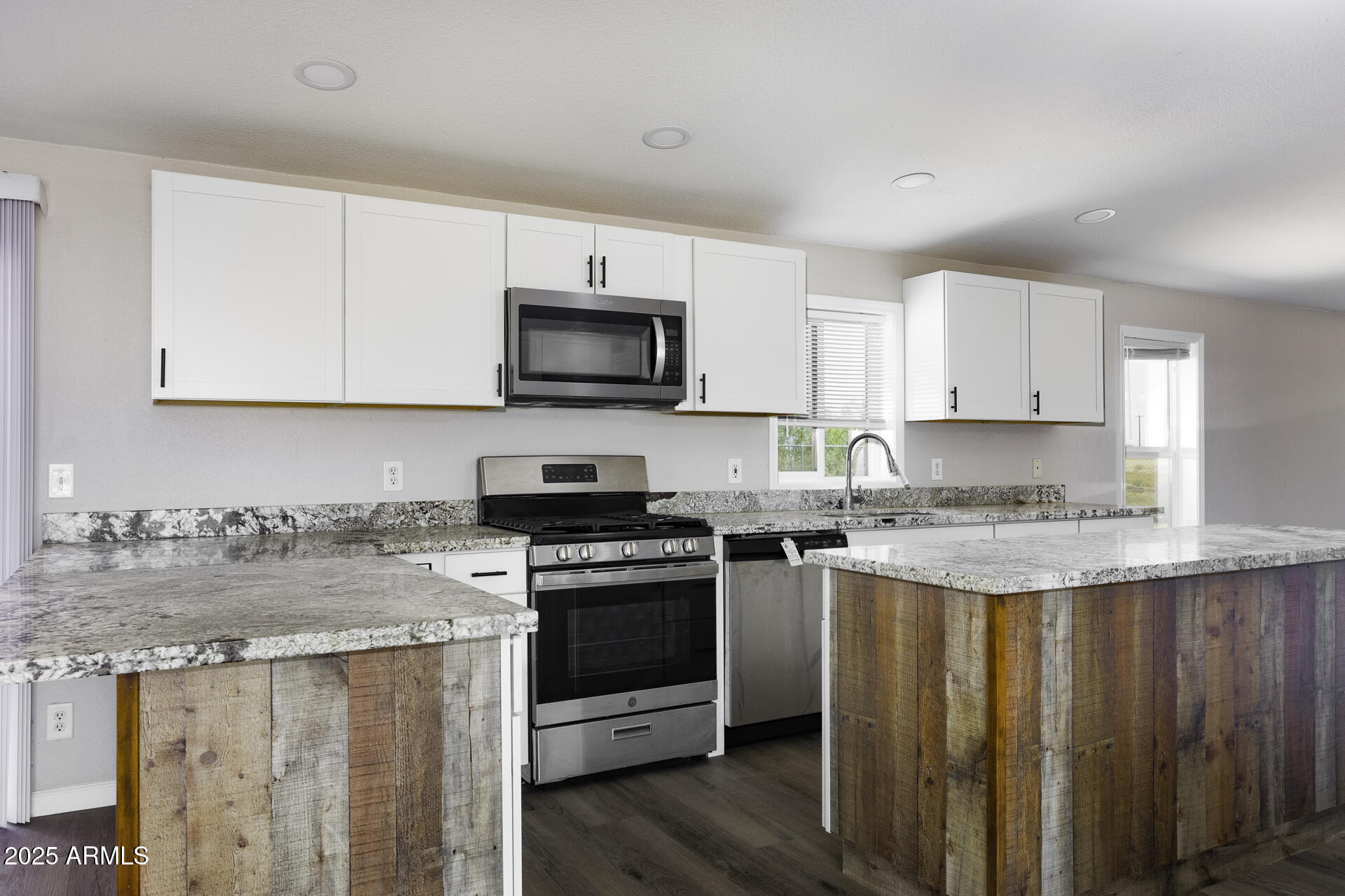 SUNLAND ESTATES UNIT I - Residential