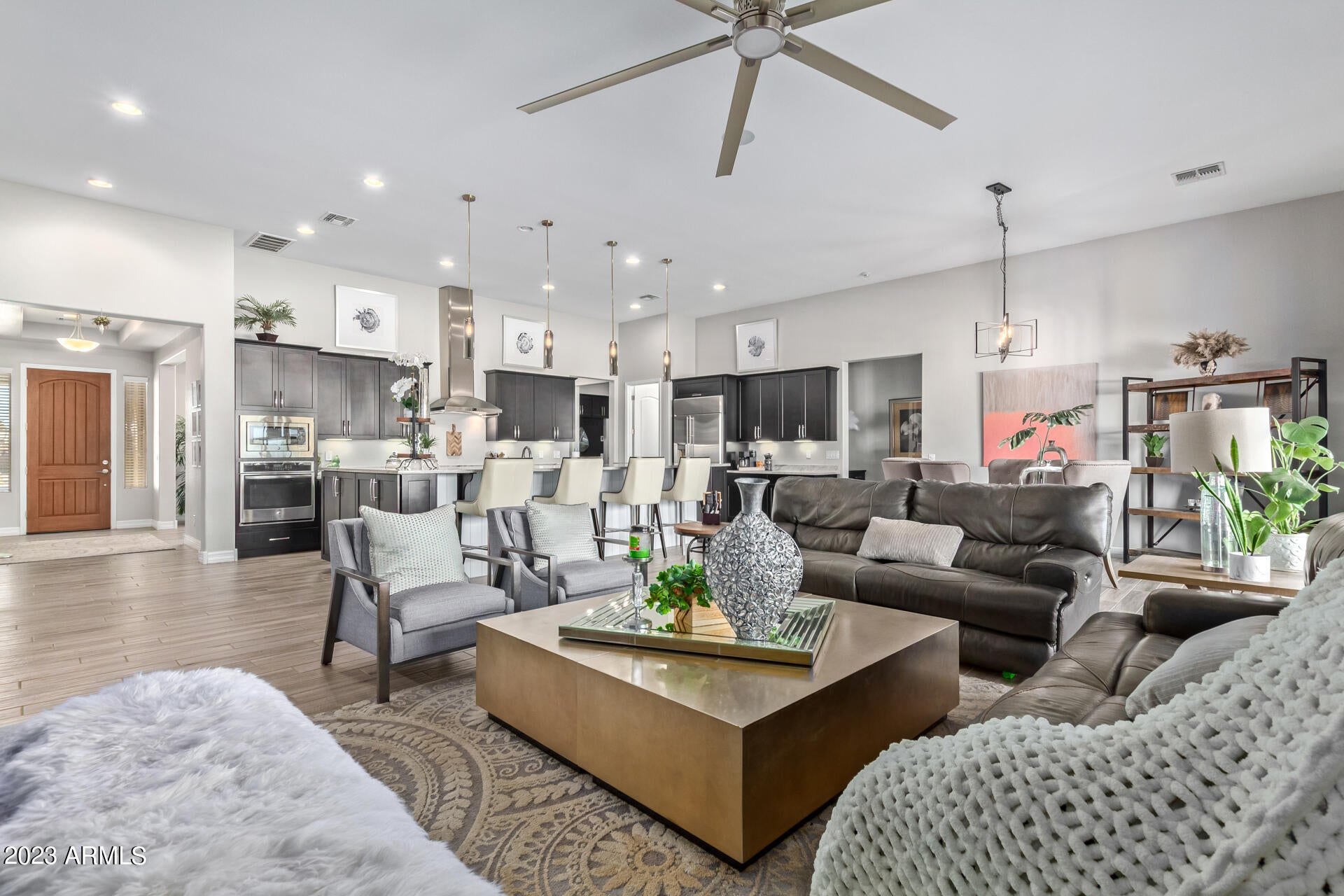 LA JARA FARMS - Residential