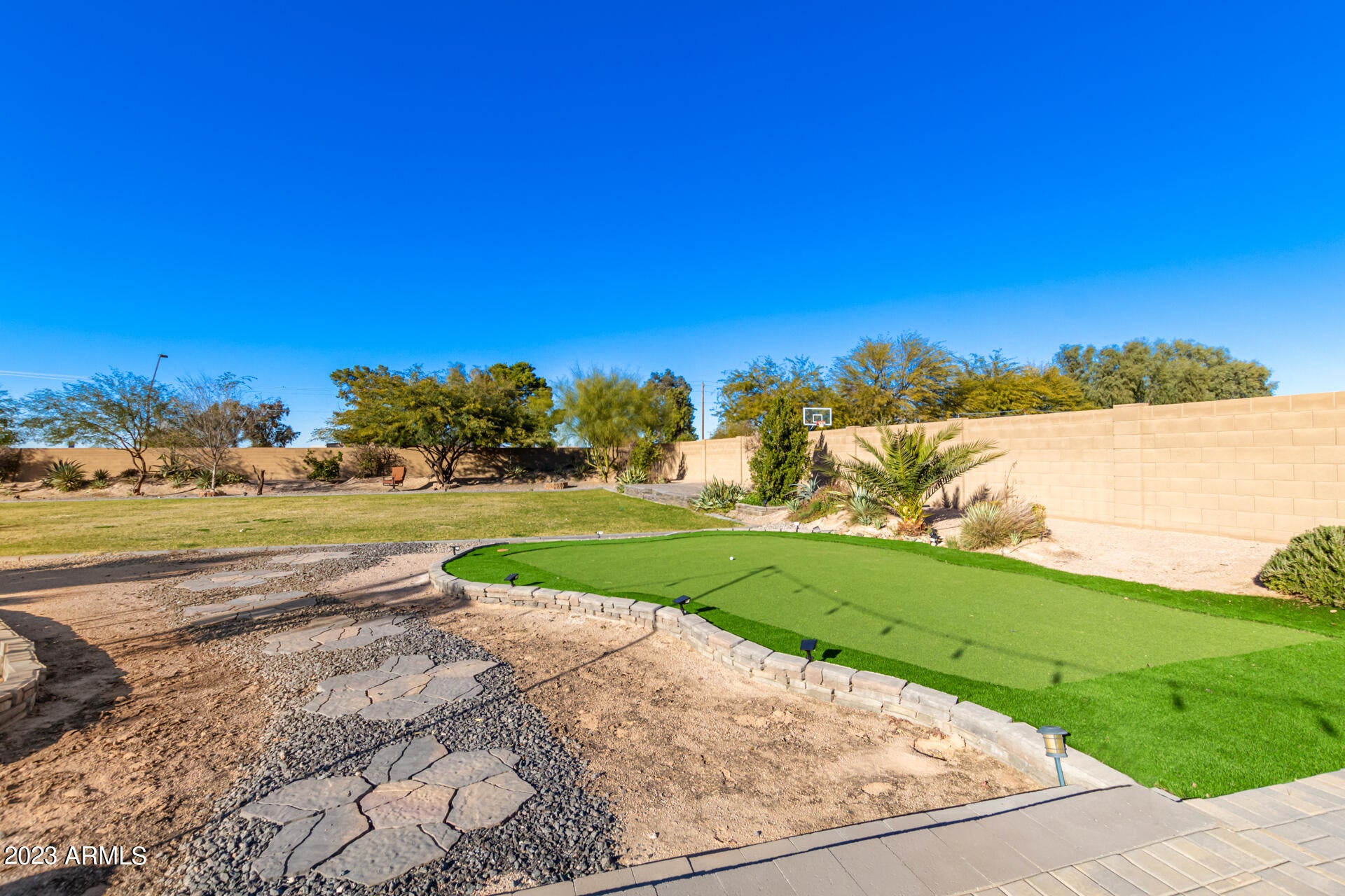 LA JARA FARMS - Residential