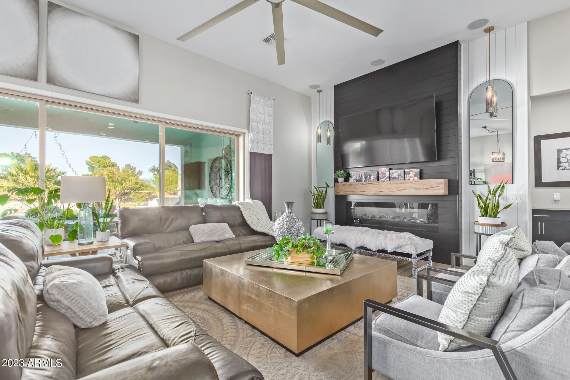 LA JARA FARMS - Residential