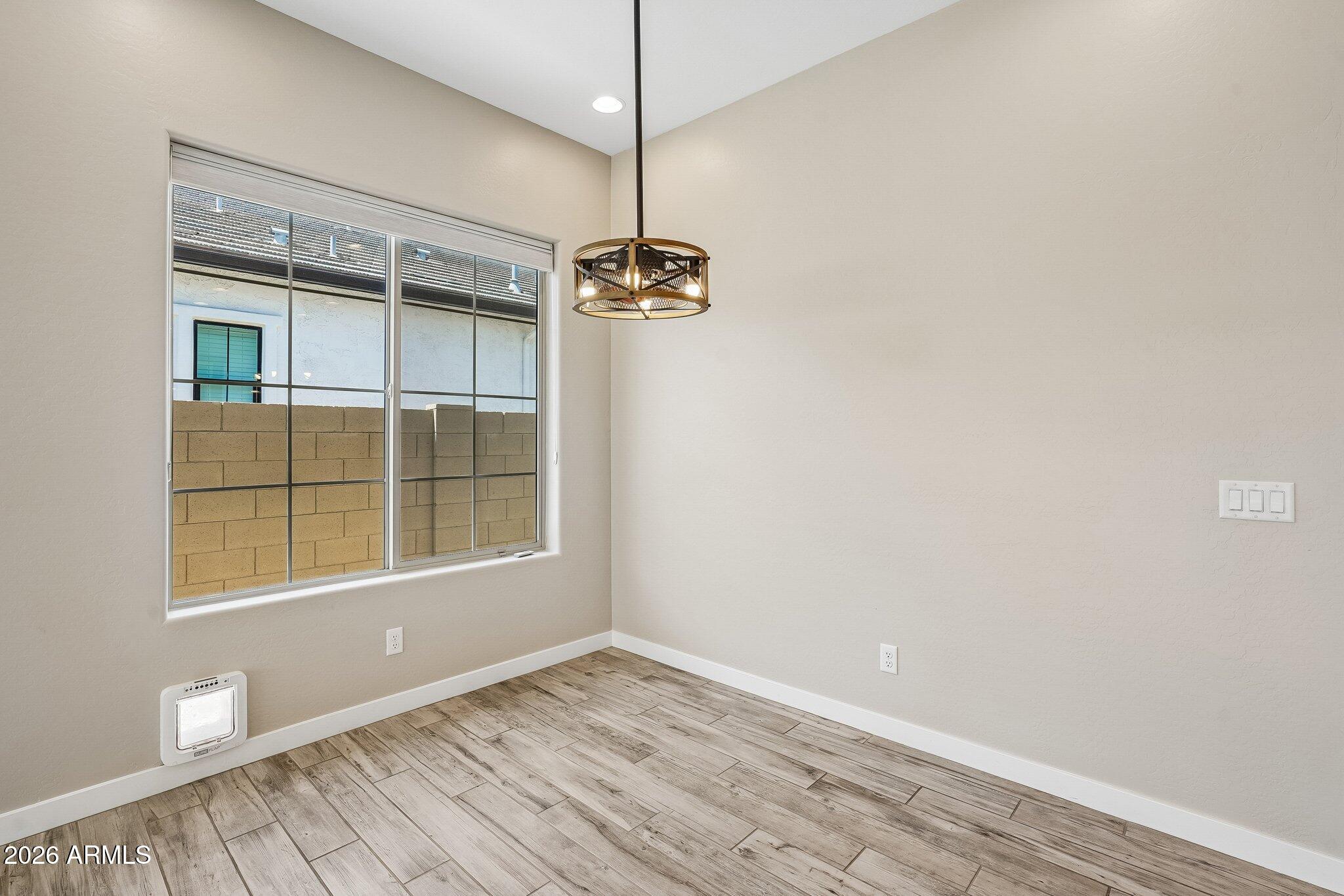 STRATFORD - Residential