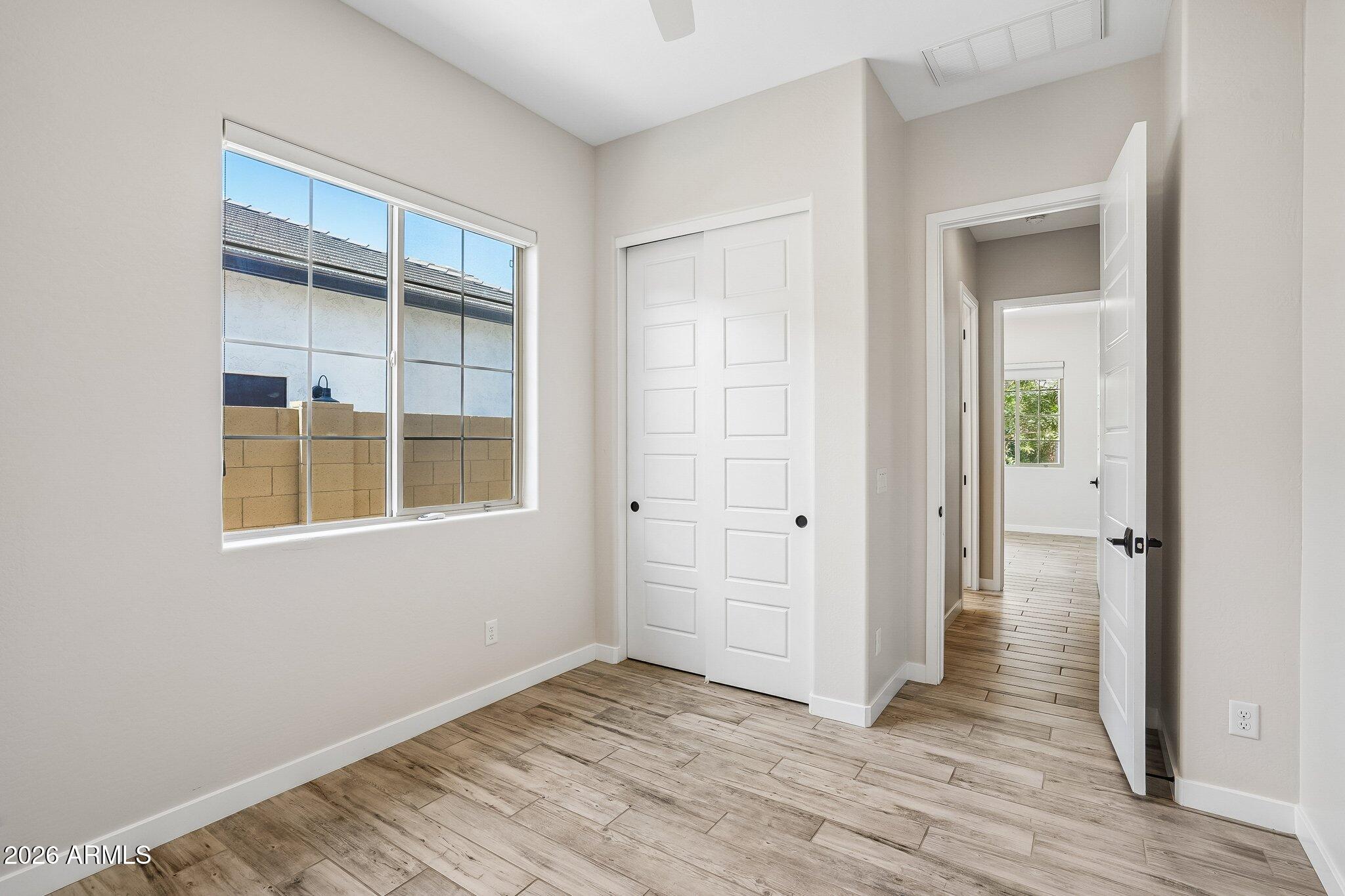 STRATFORD - Residential