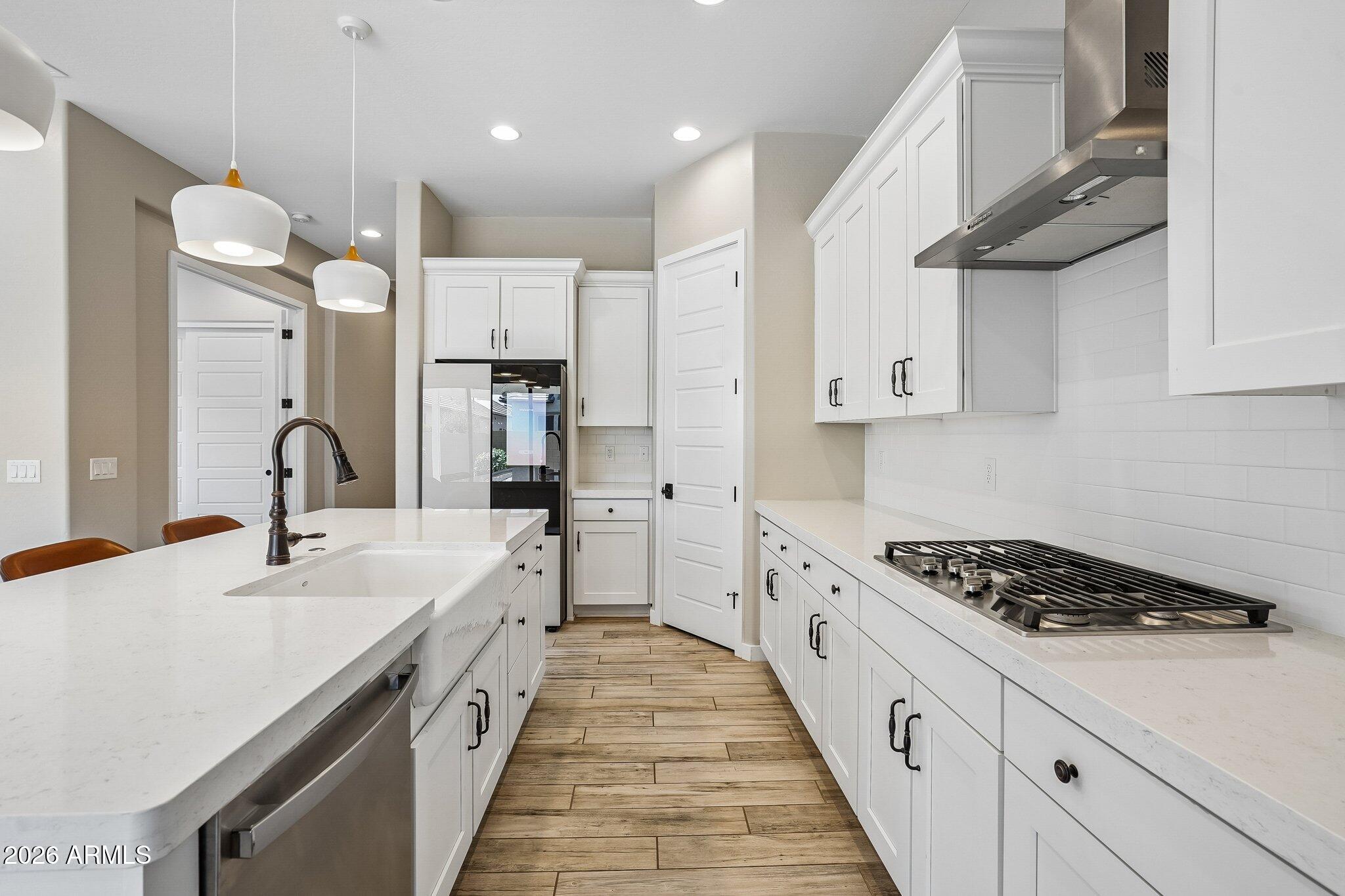 STRATFORD - Residential