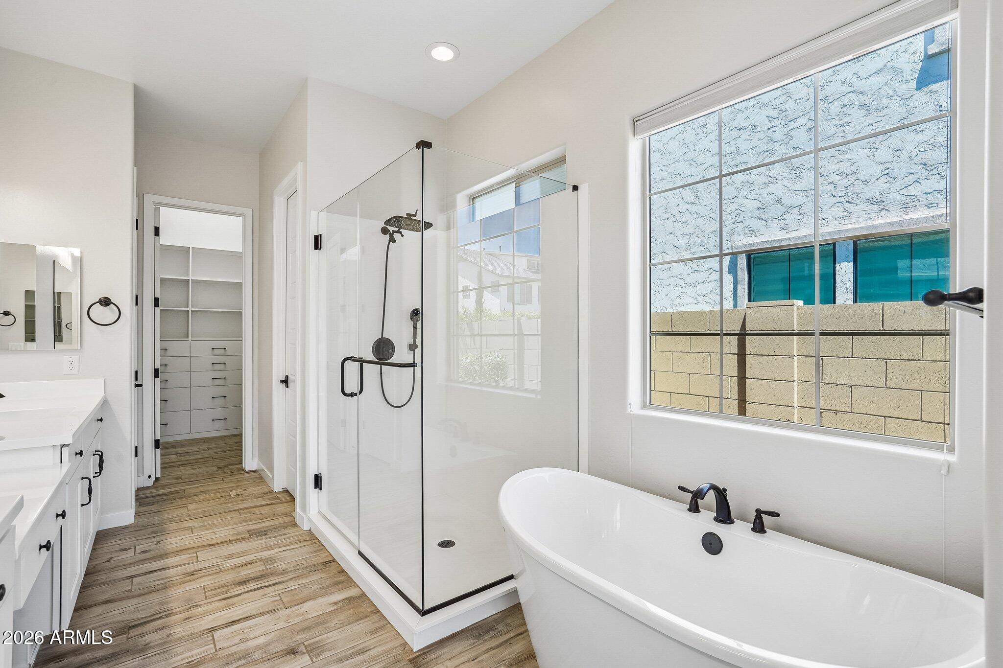 STRATFORD - Residential