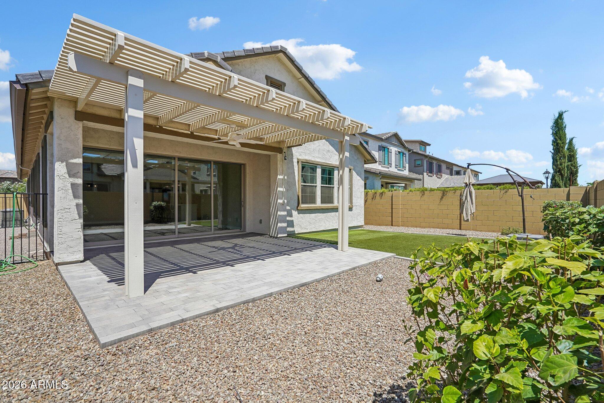 STRATFORD - Residential