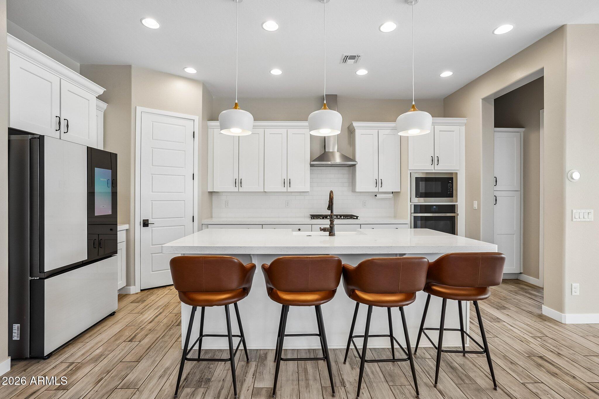 STRATFORD - Residential