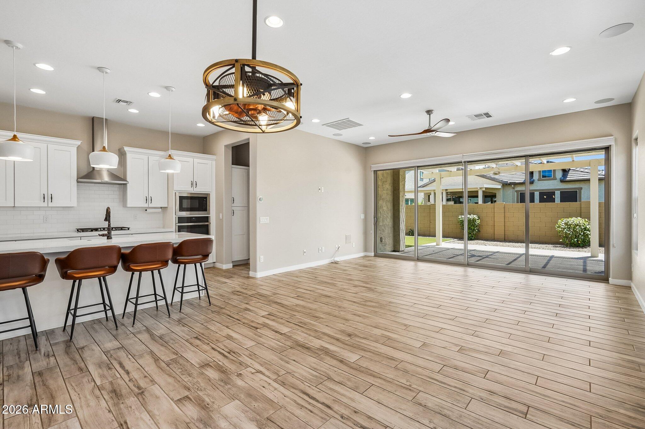 STRATFORD - Residential