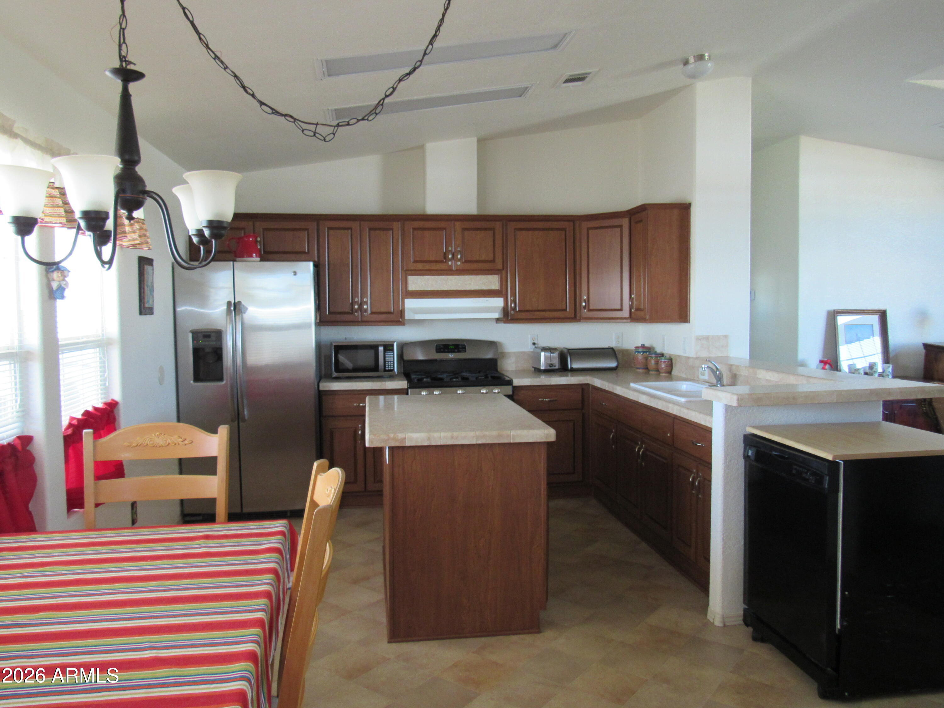 RINCON COUNTRY - Residential