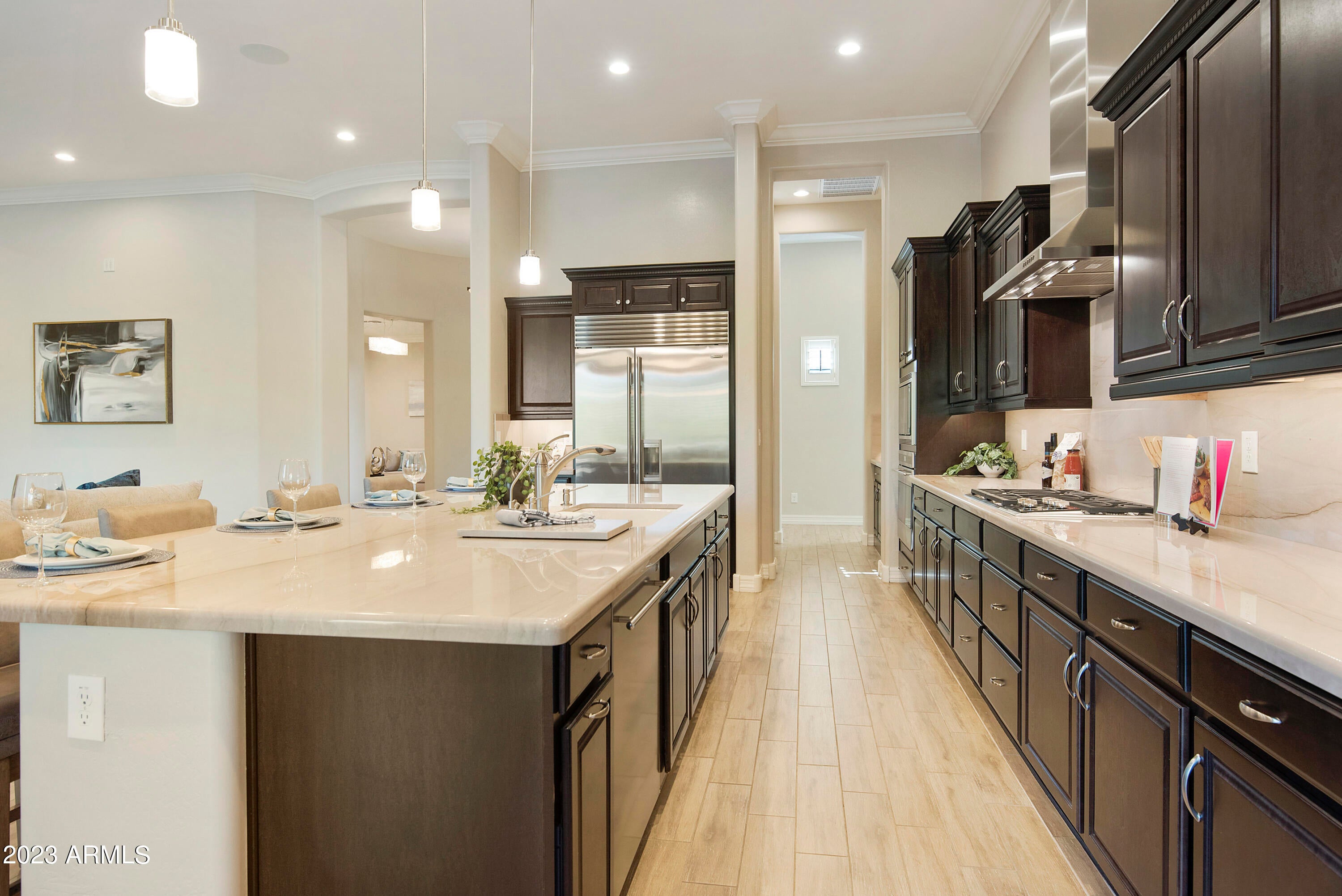LONE MOUNTAIN - Residential