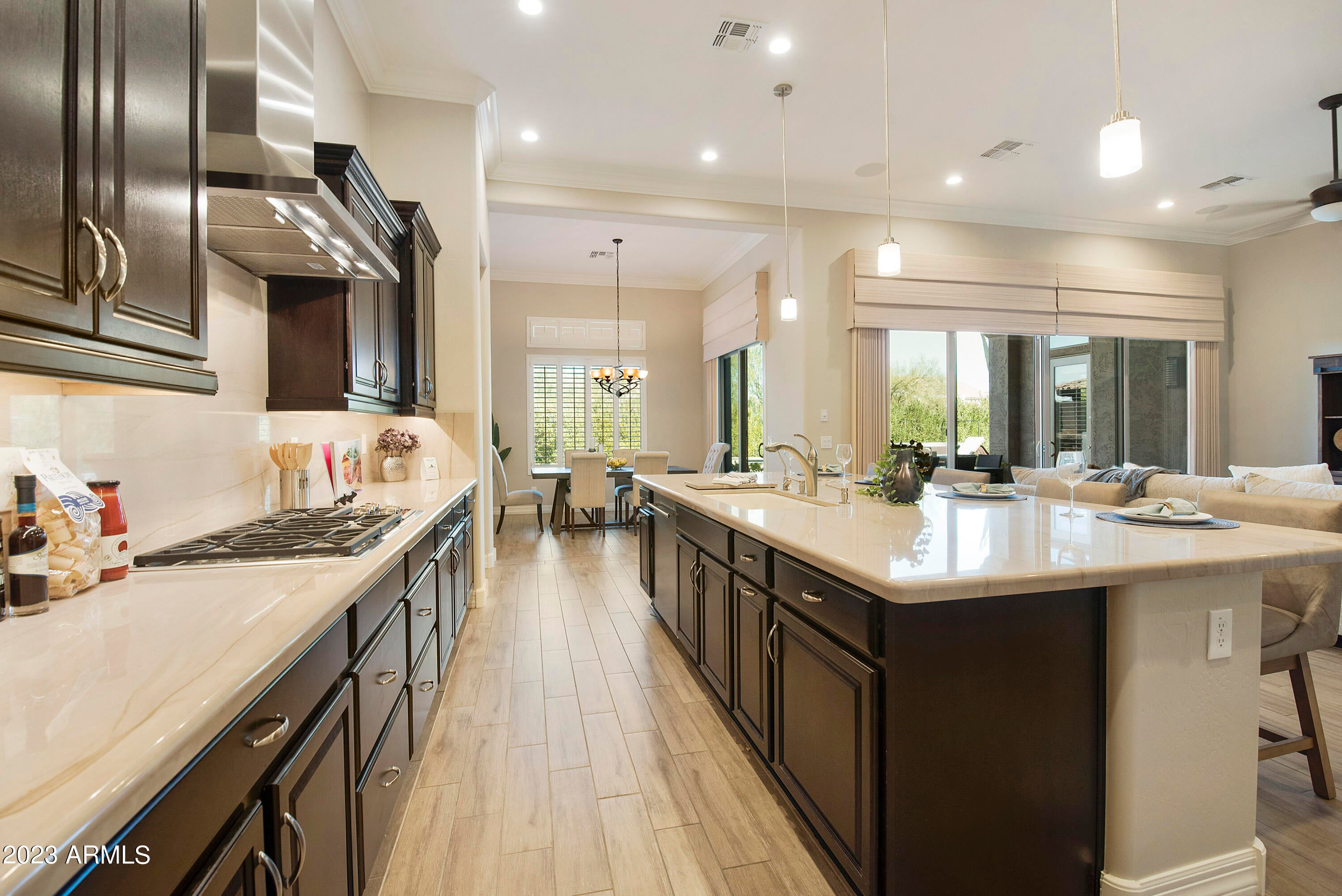 LONE MOUNTAIN - Residential