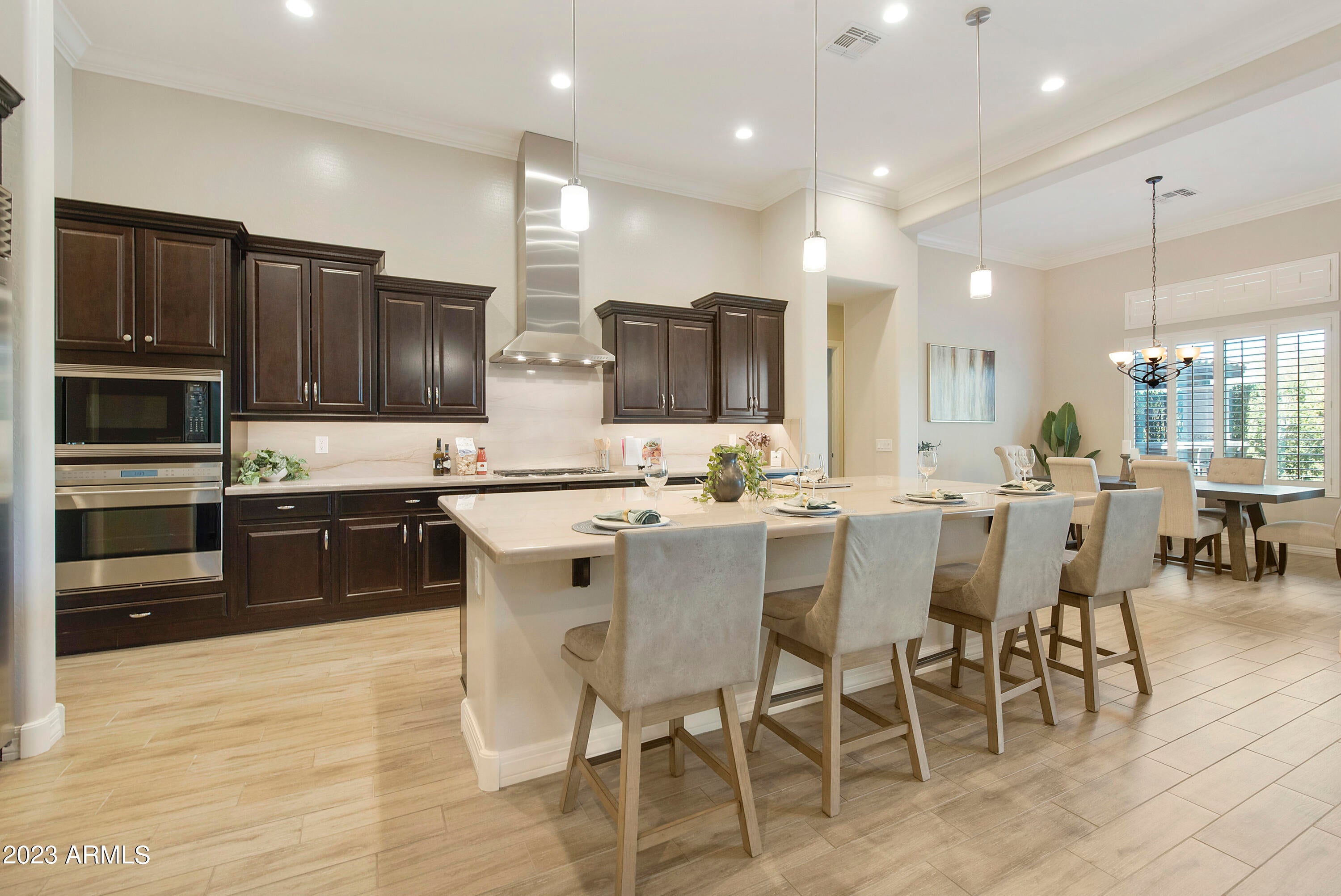 LONE MOUNTAIN - Residential