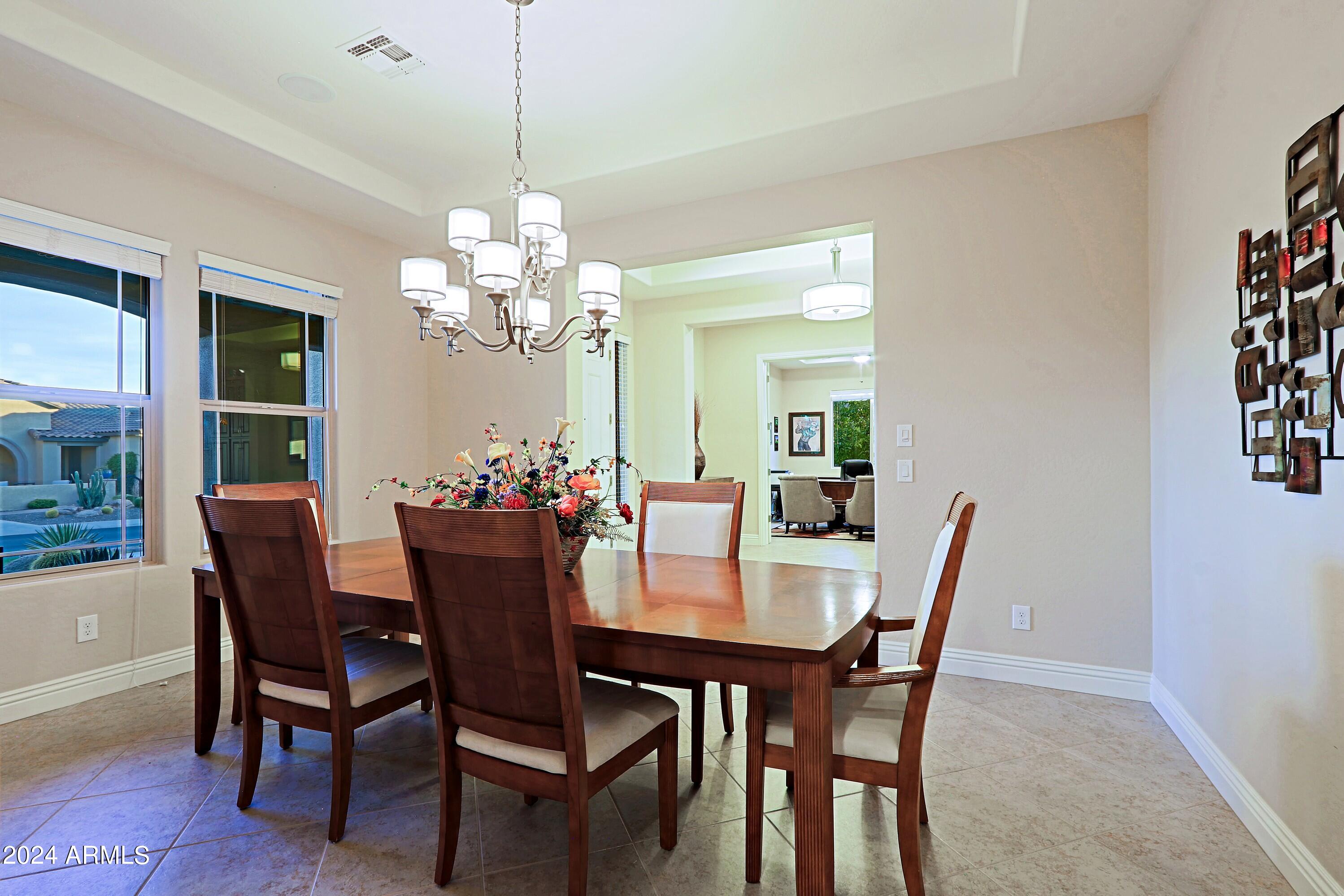 LONE MOUNTAIN - Residential