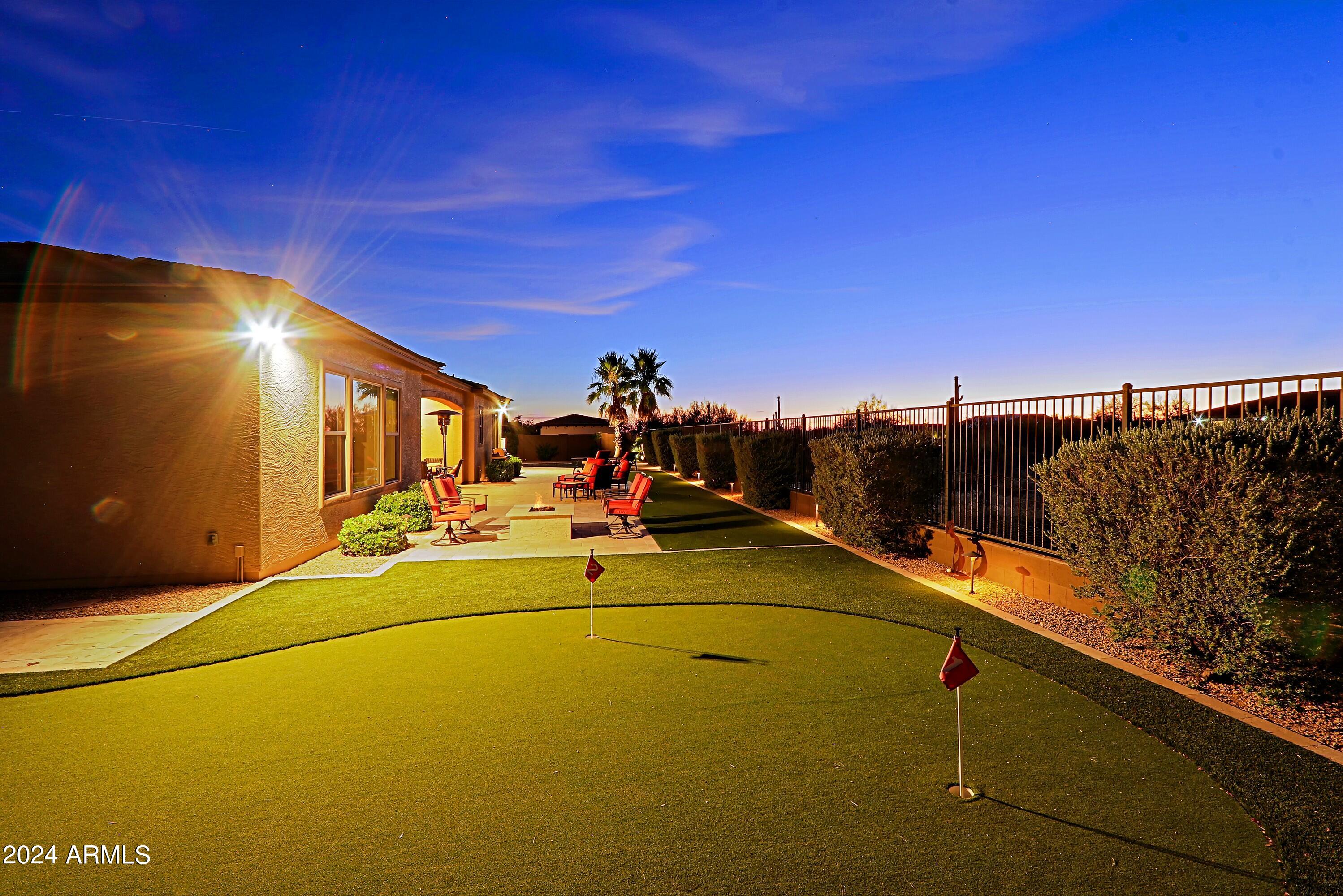 LONE MOUNTAIN - Residential