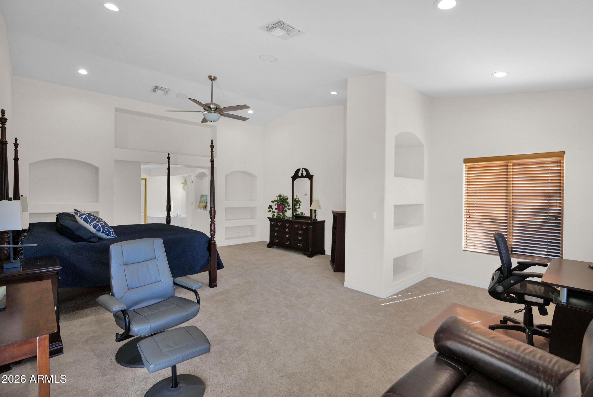 MAHOGANY - Residential