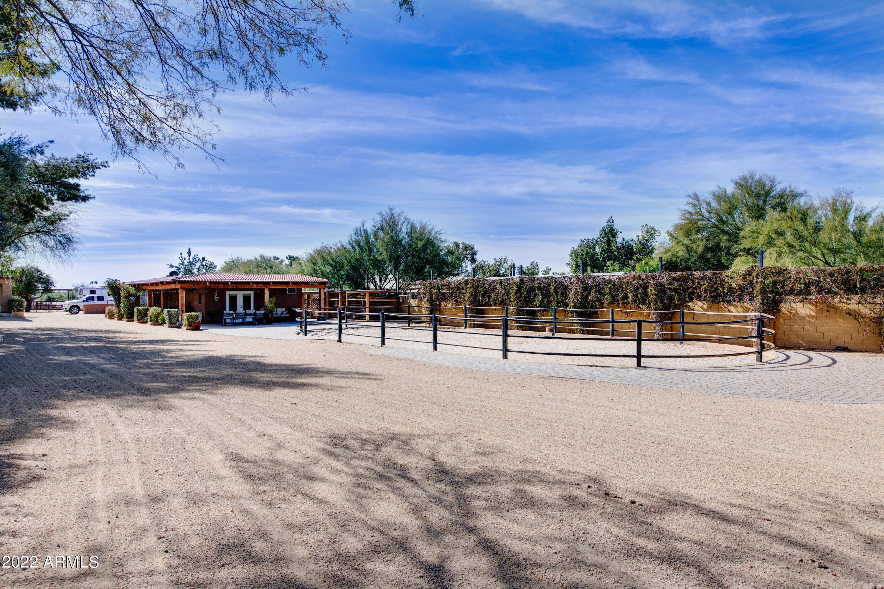 CUSTOM RANCH ESTATE - Residential