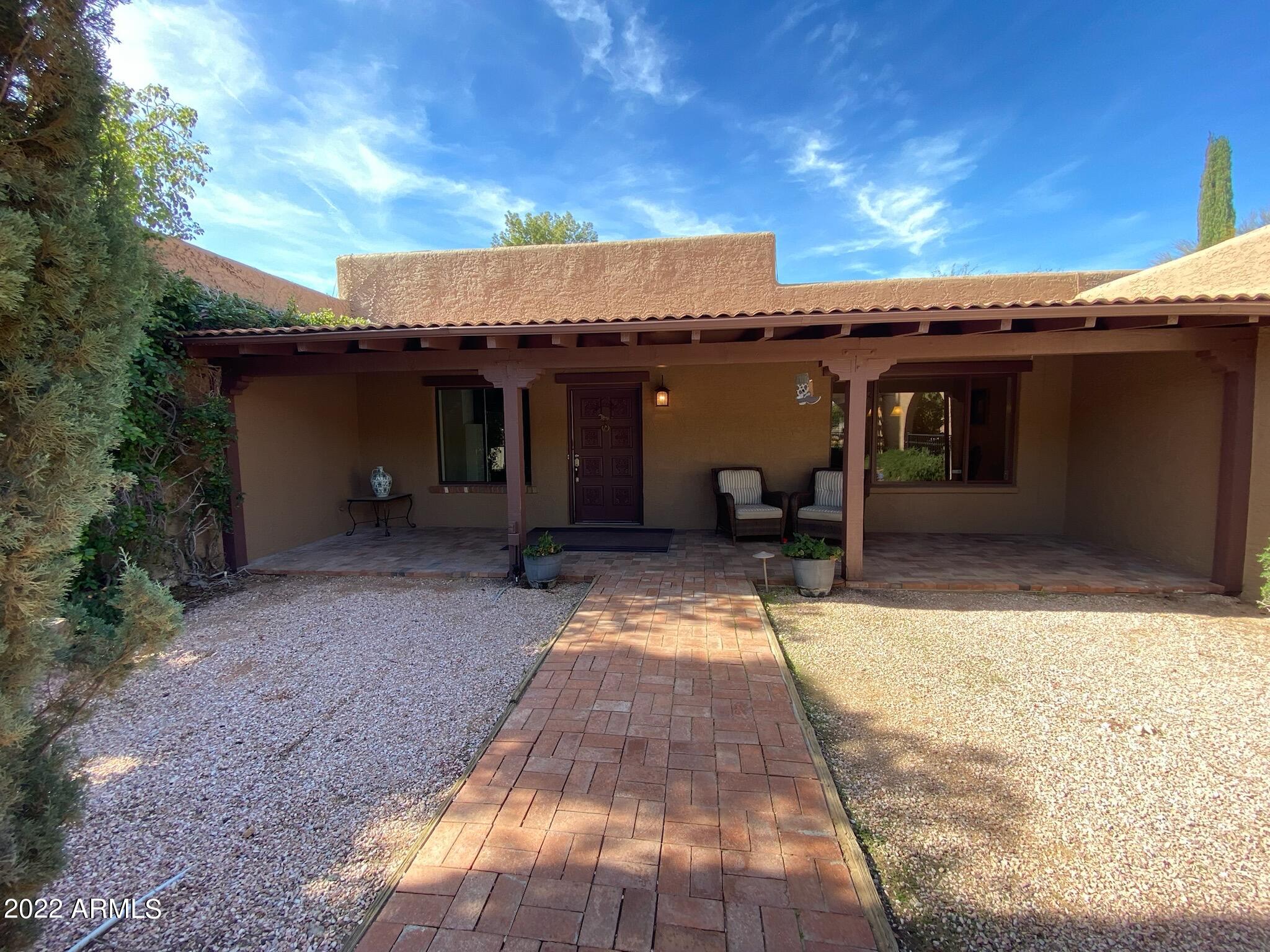 CUSTOM RANCH ESTATE - Residential