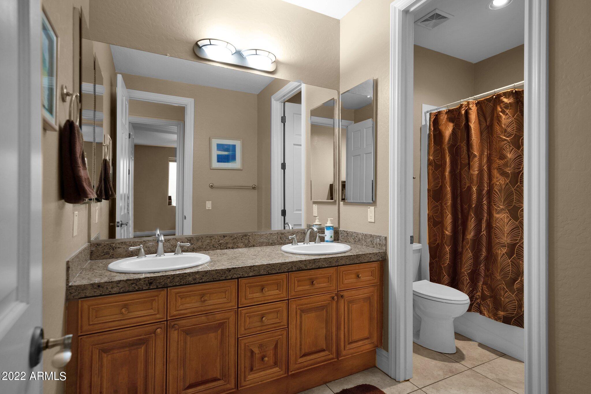 ARBOLEDA UNIT 2 - Residential