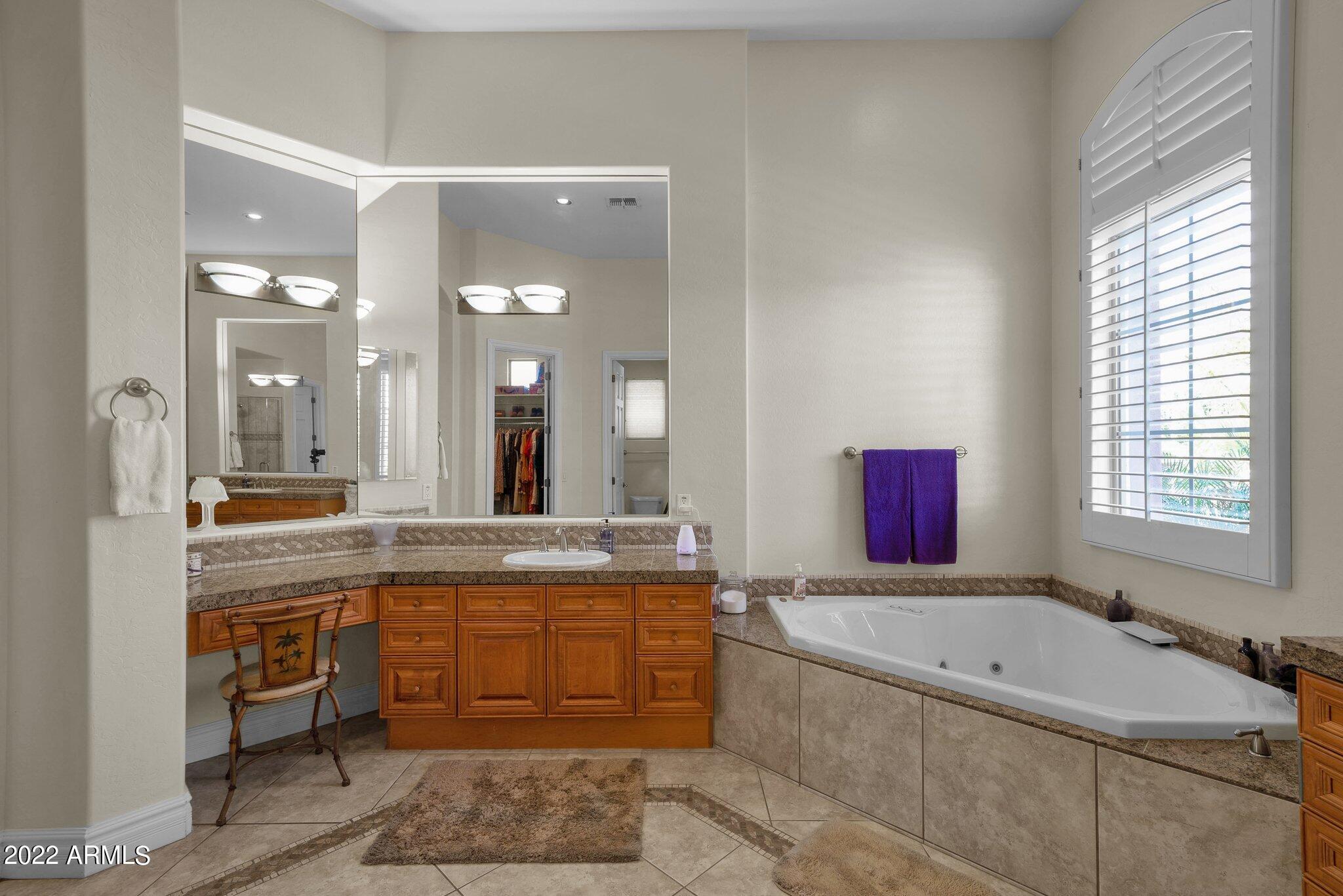 ARBOLEDA UNIT 2 - Residential