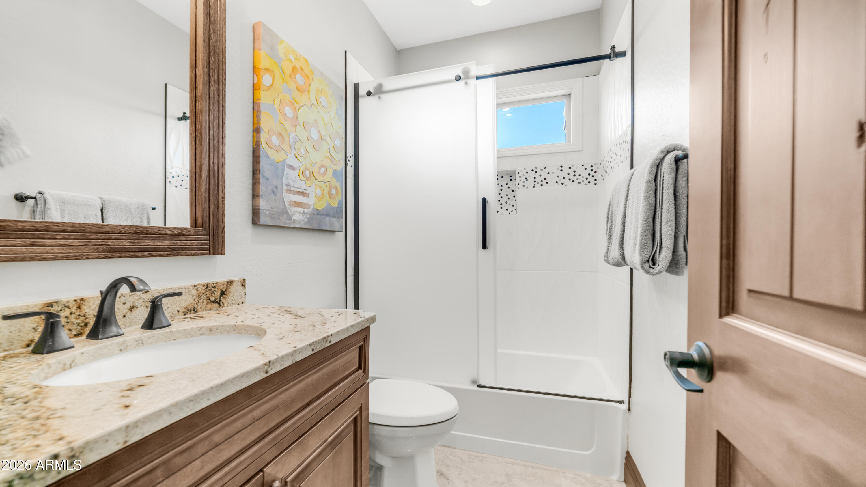 LAVEEN FARMS - Residential