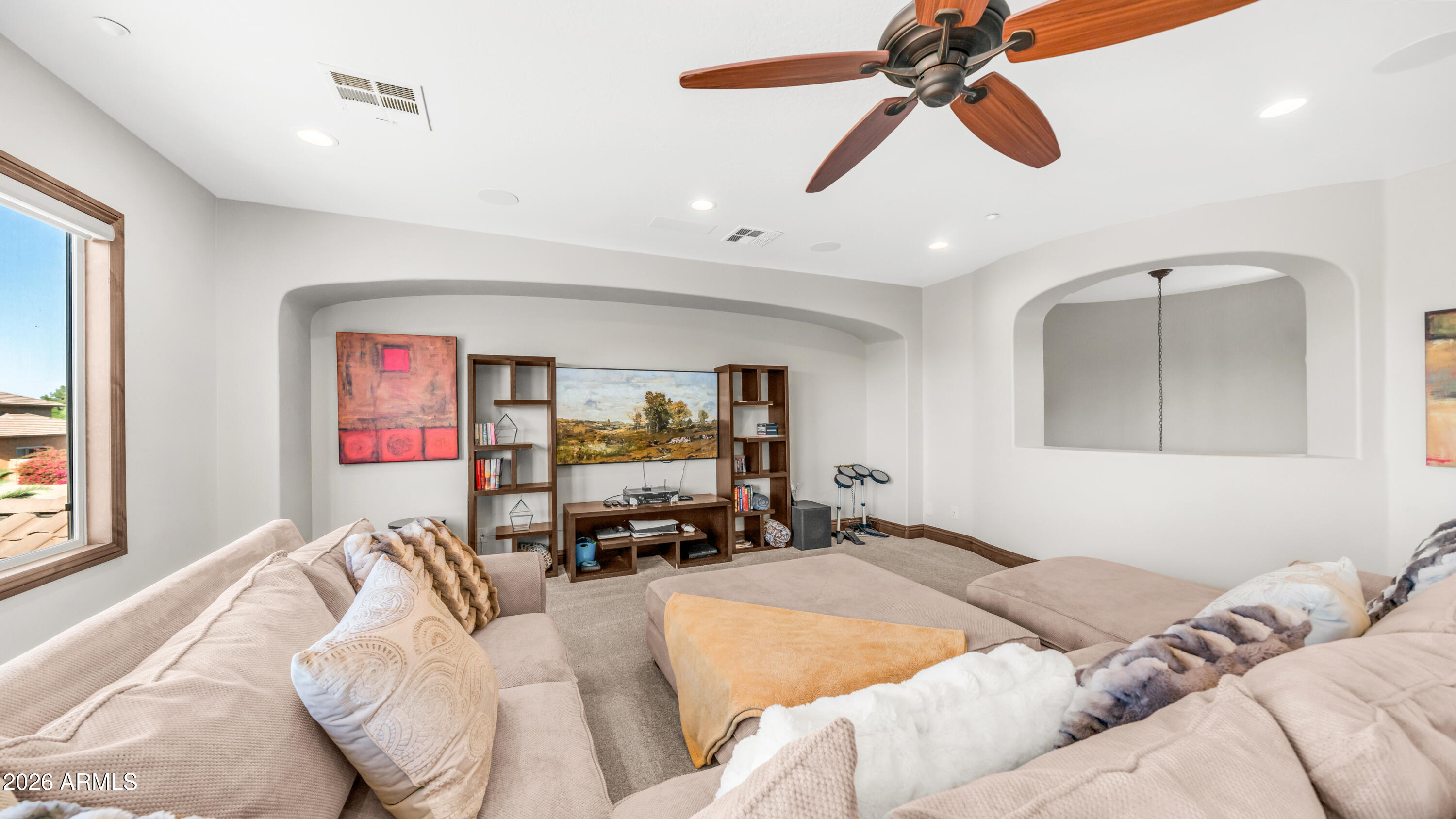 LAVEEN FARMS - Residential