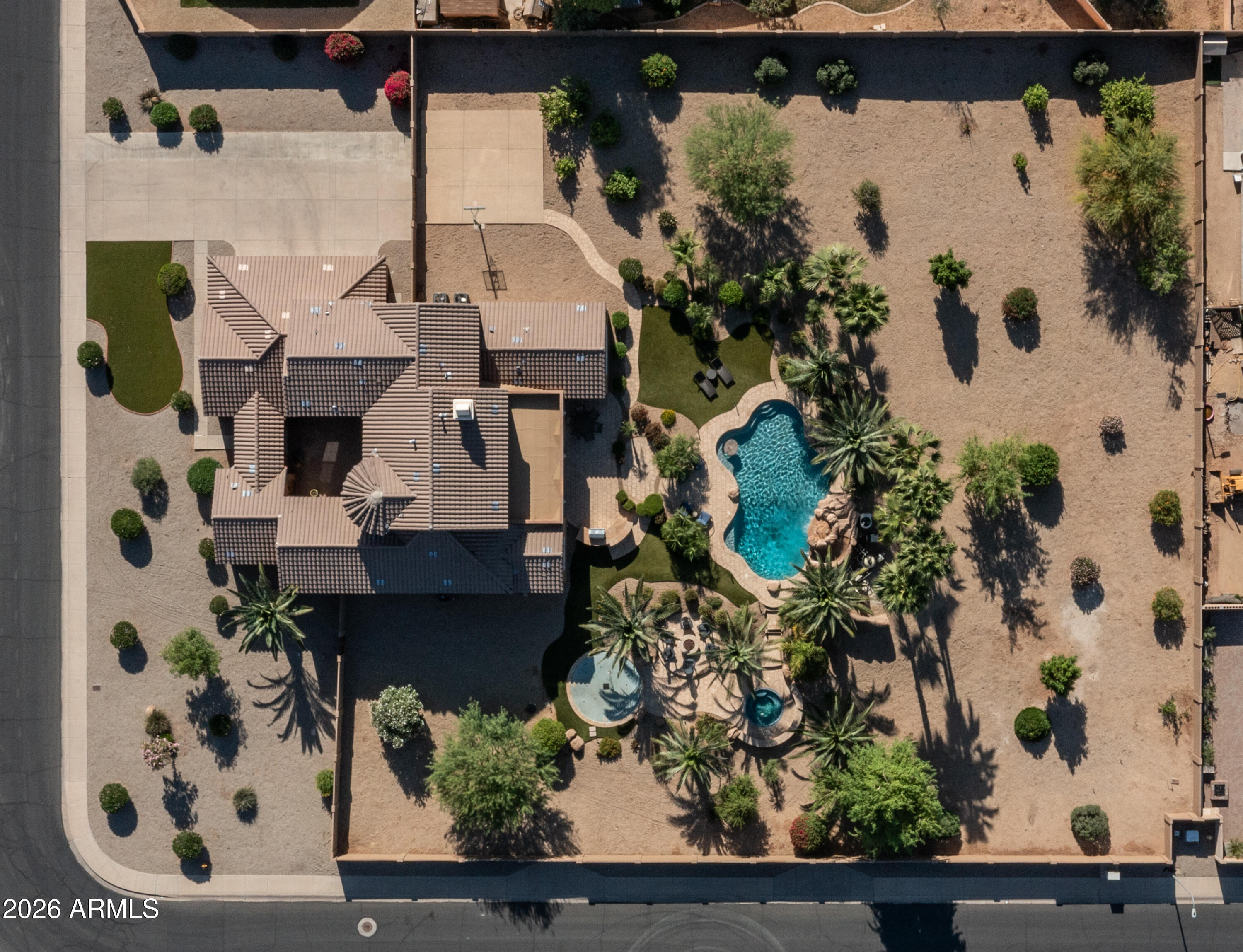 LAVEEN FARMS - Residential