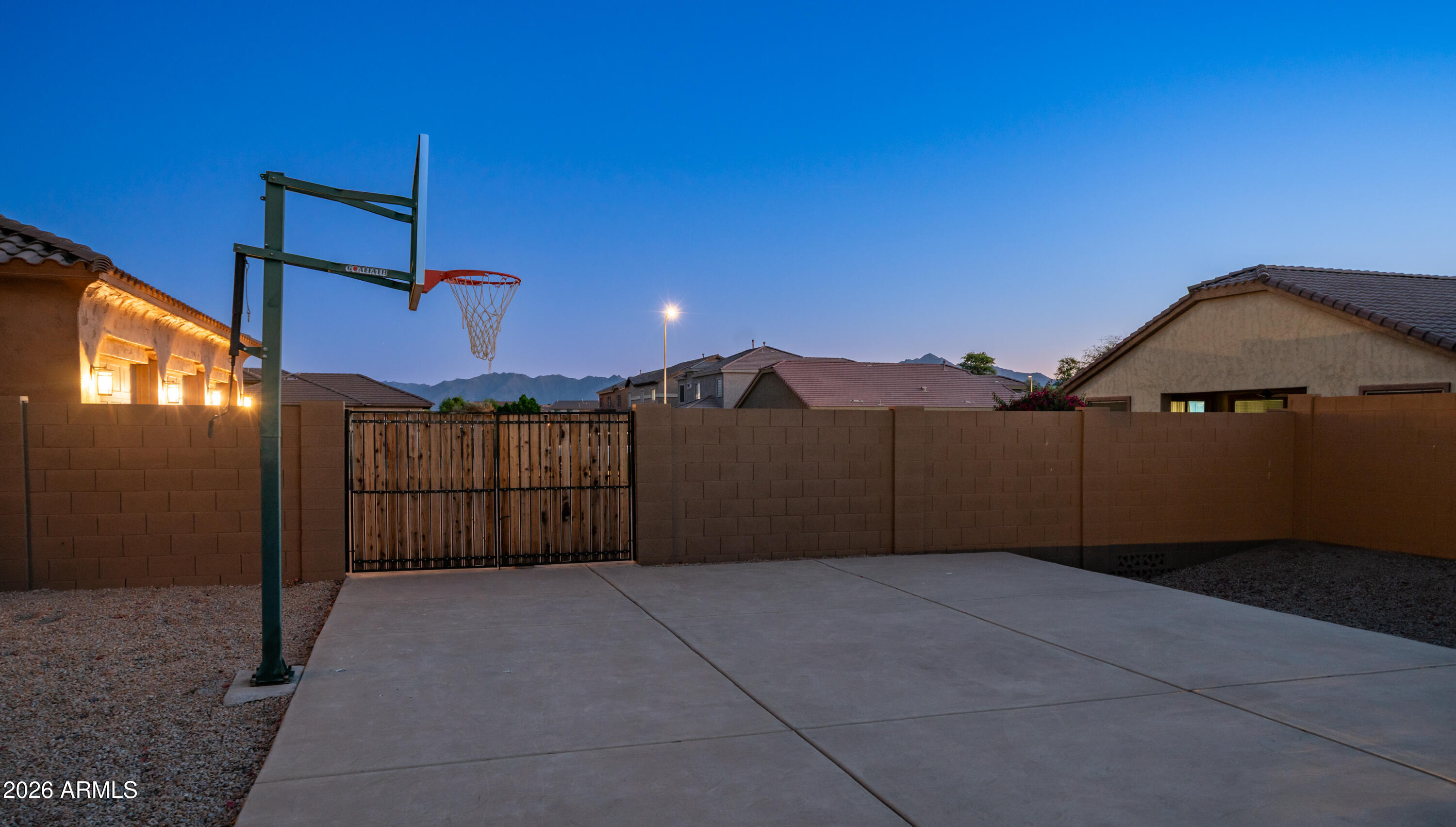 LAVEEN FARMS - Residential