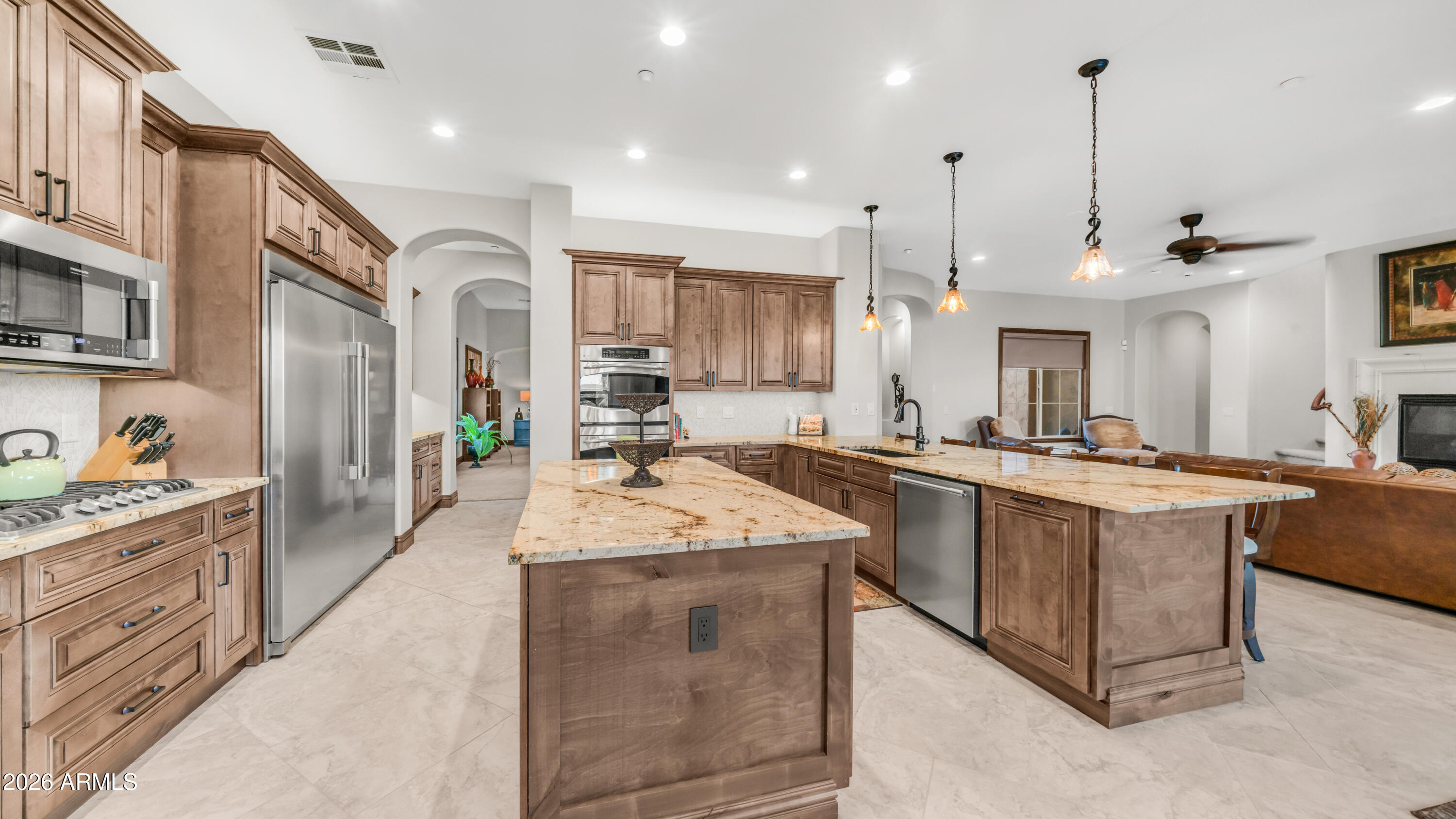 LAVEEN FARMS - Residential
