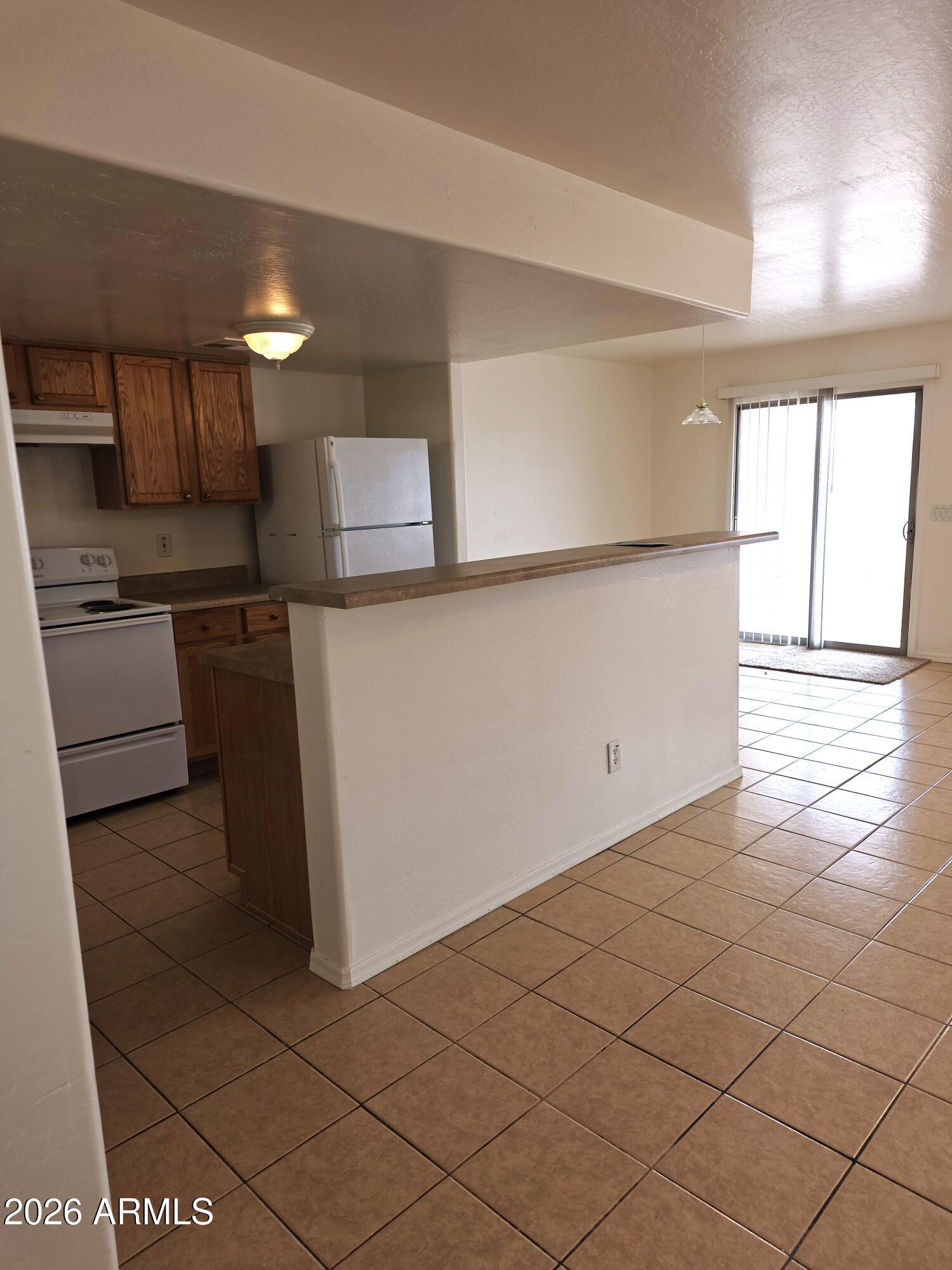 ARIZONA CITY UNIT SEVEN - Residential Income