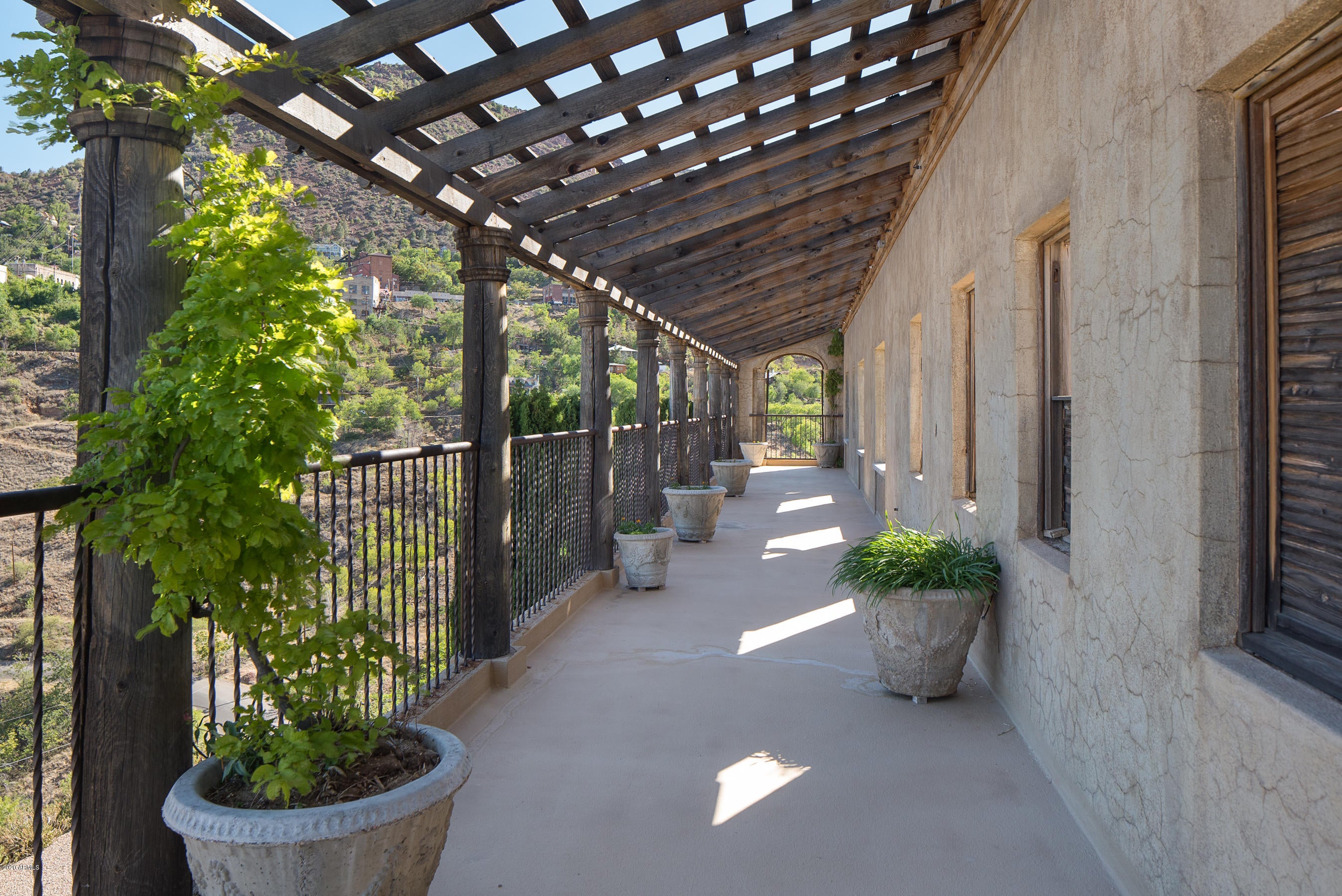 Under 5 Acres - Residential
