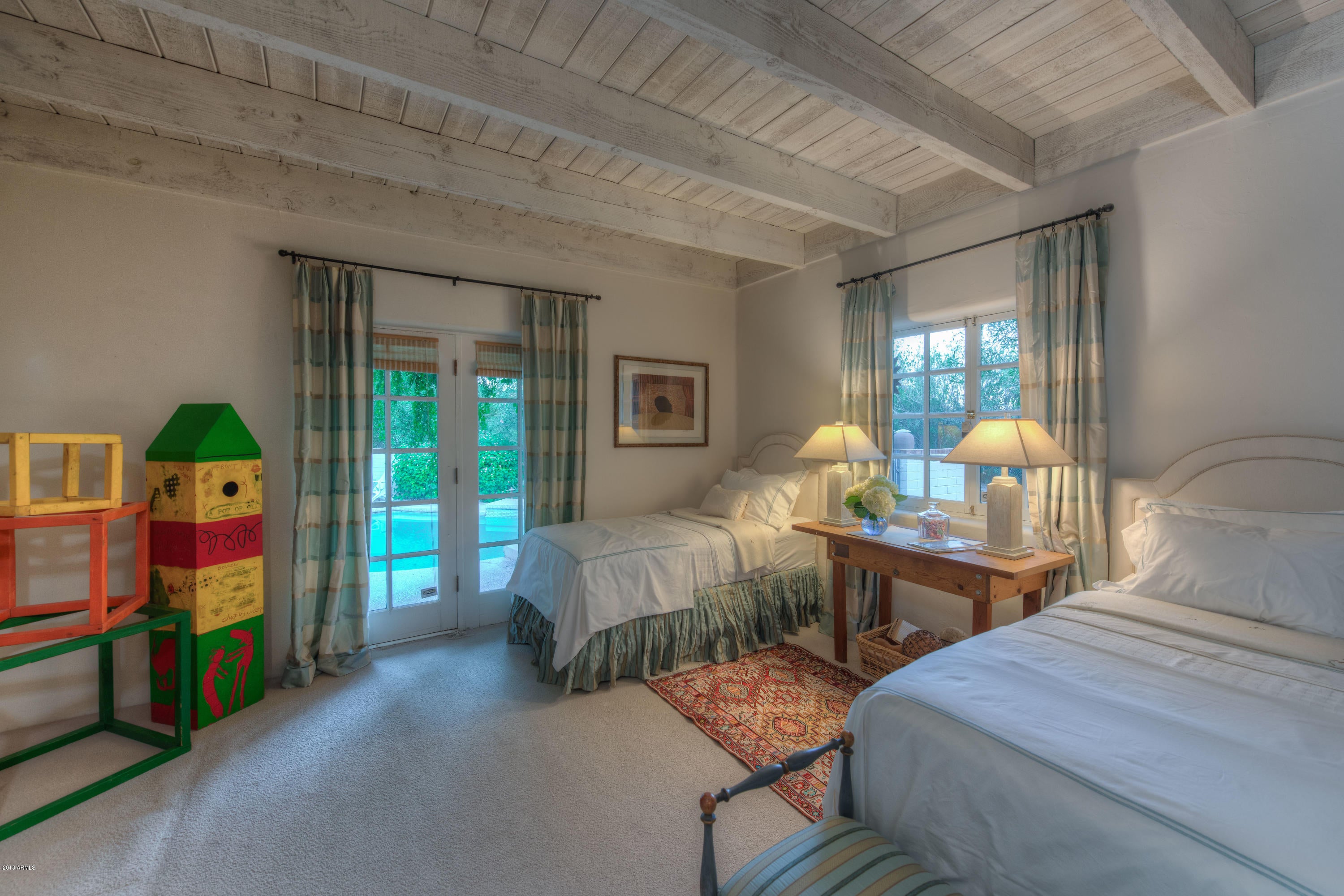 STONEVIEW - Residential