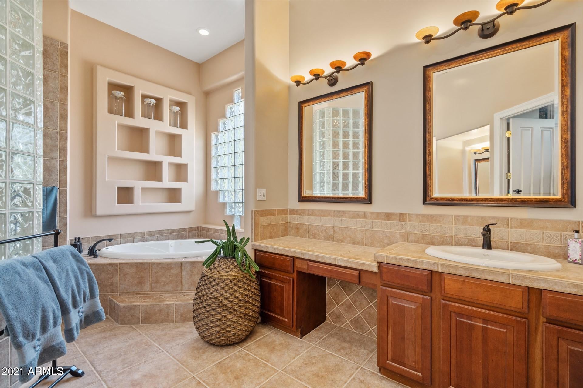 CANYON CREEK ESTATES - Residential