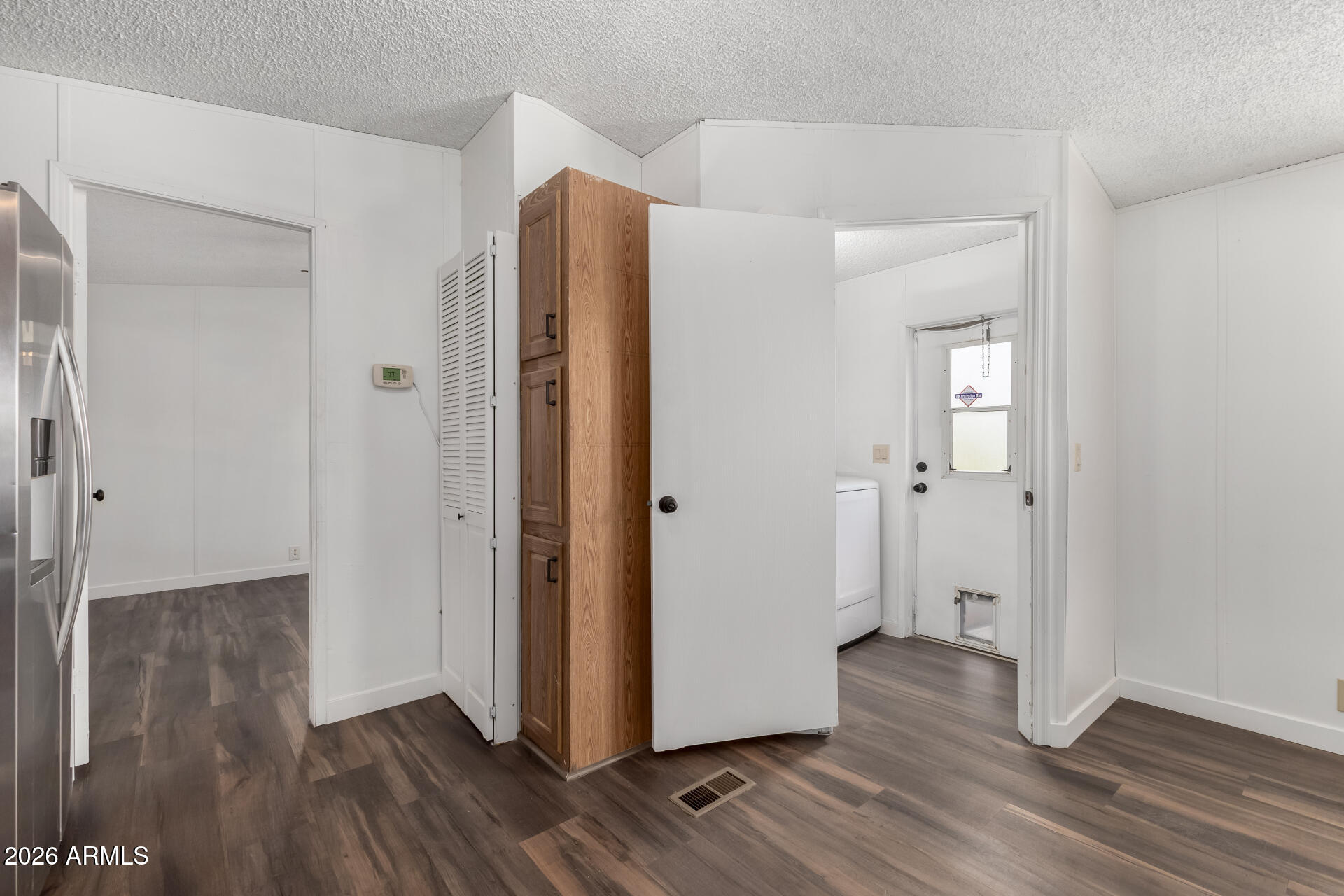 S22 T1N R8E - Residential