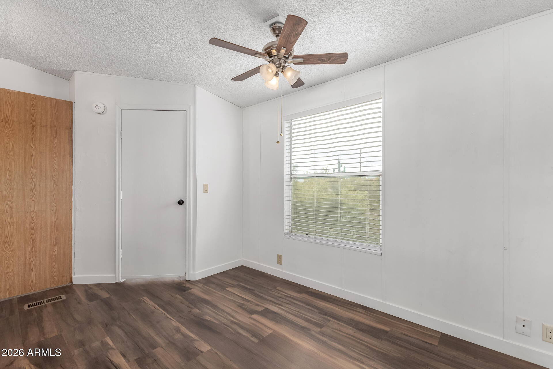 S22 T1N R8E - Residential